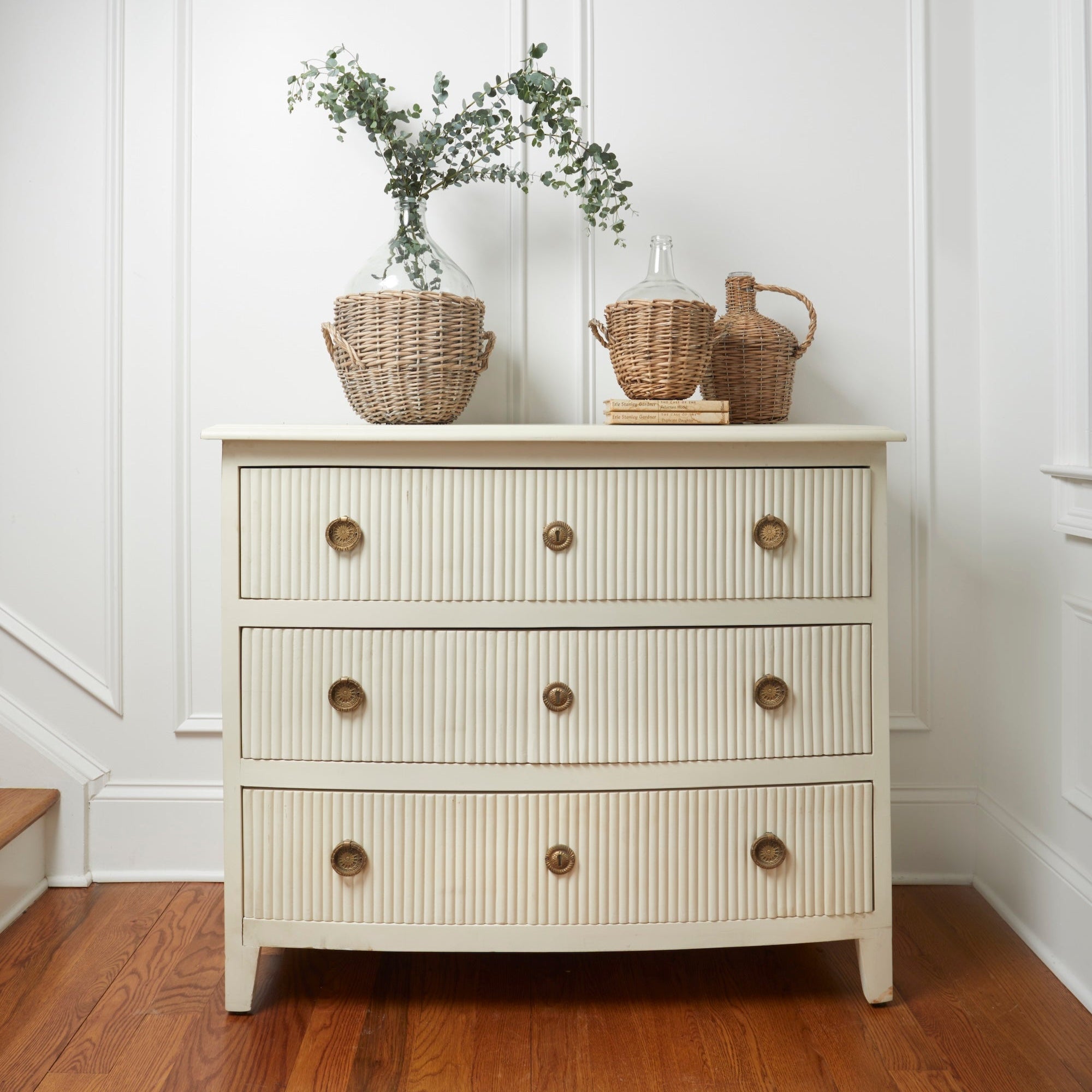 Lincoln Chest