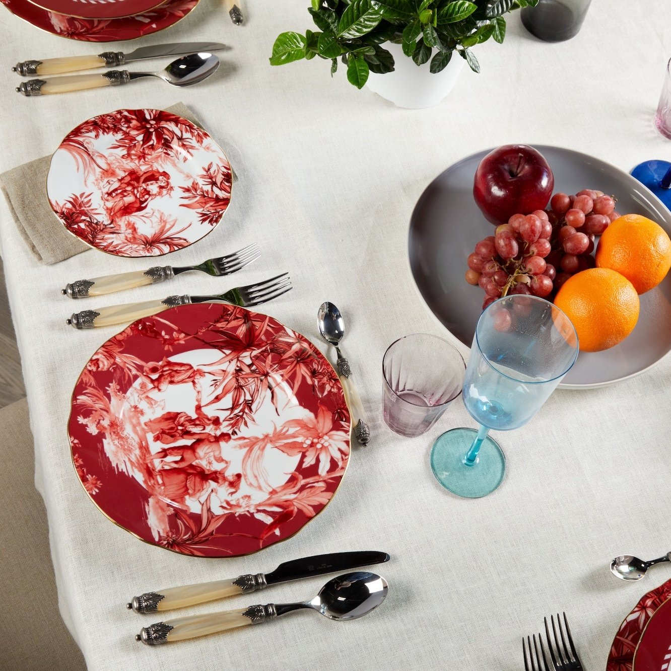 Antoinette Dinner Plates, Set of 6