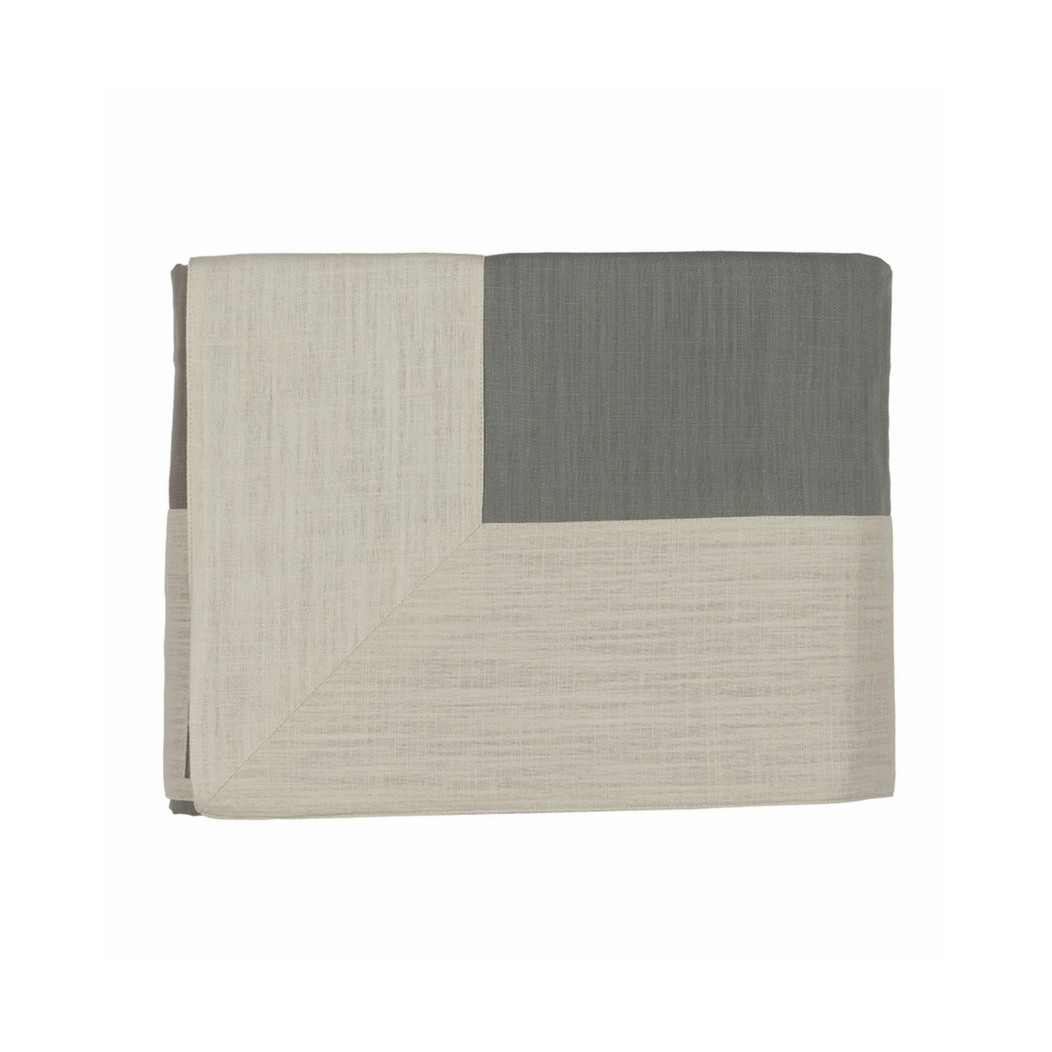 Tavola Tablecloth