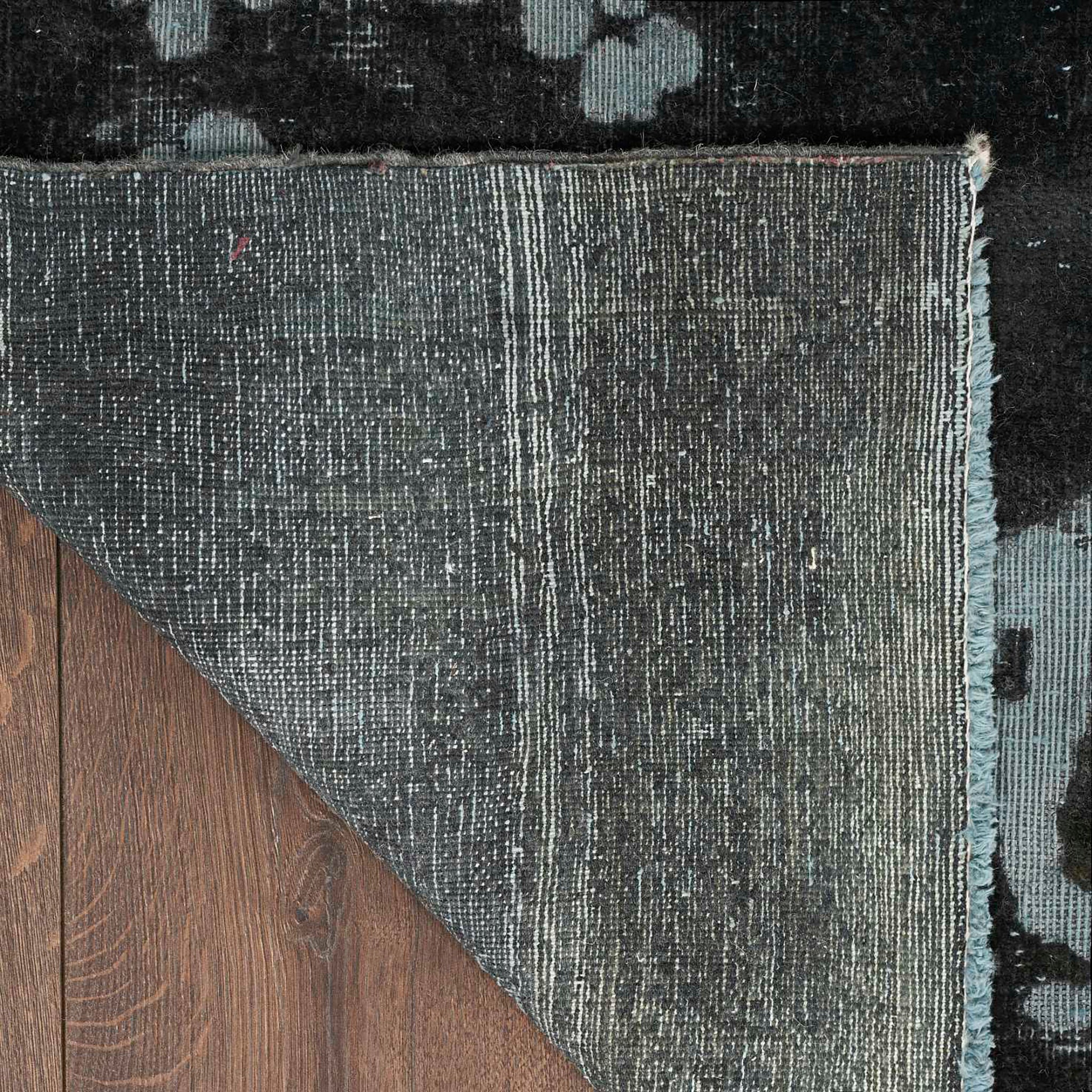 Gojra Rug