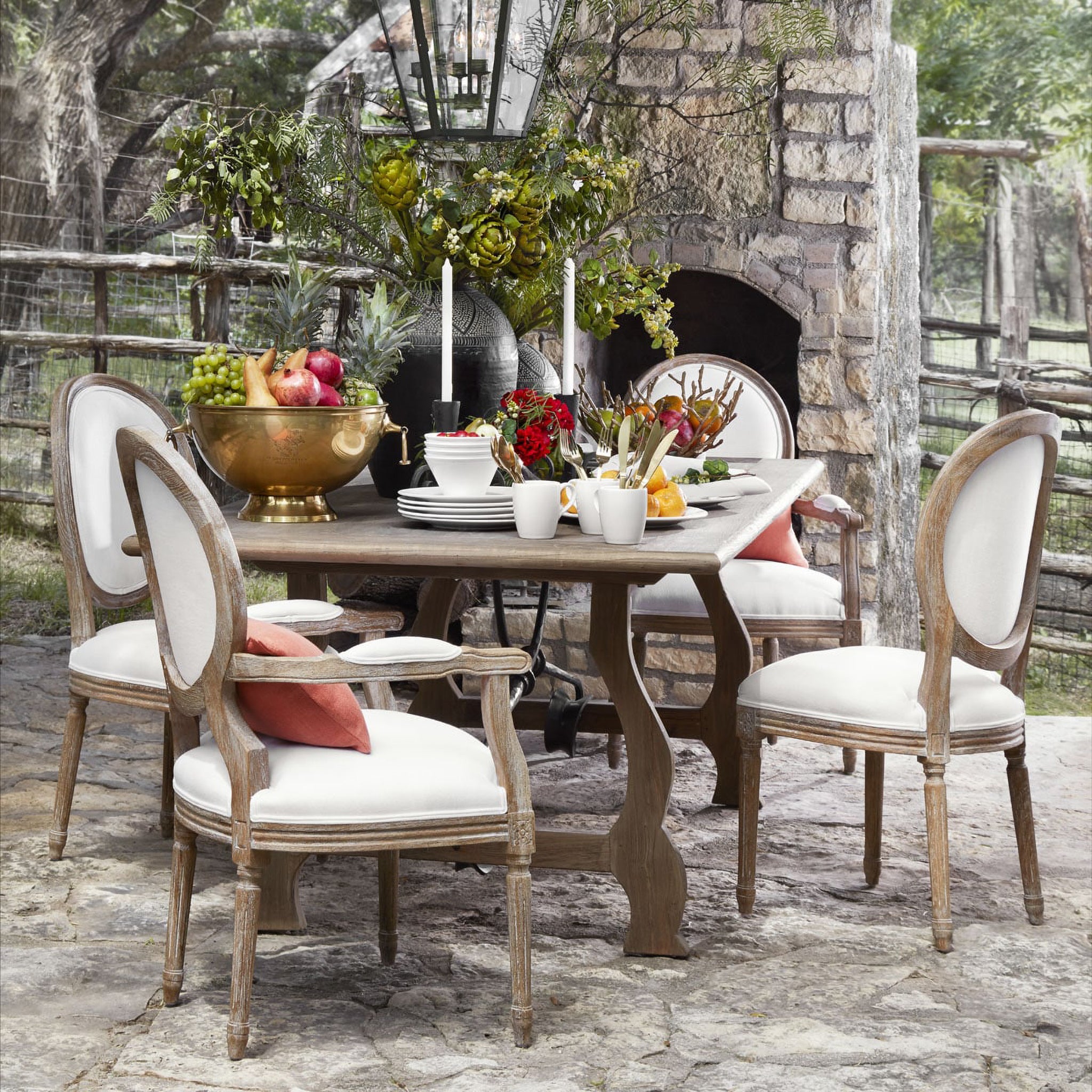 Zurita Dining Table