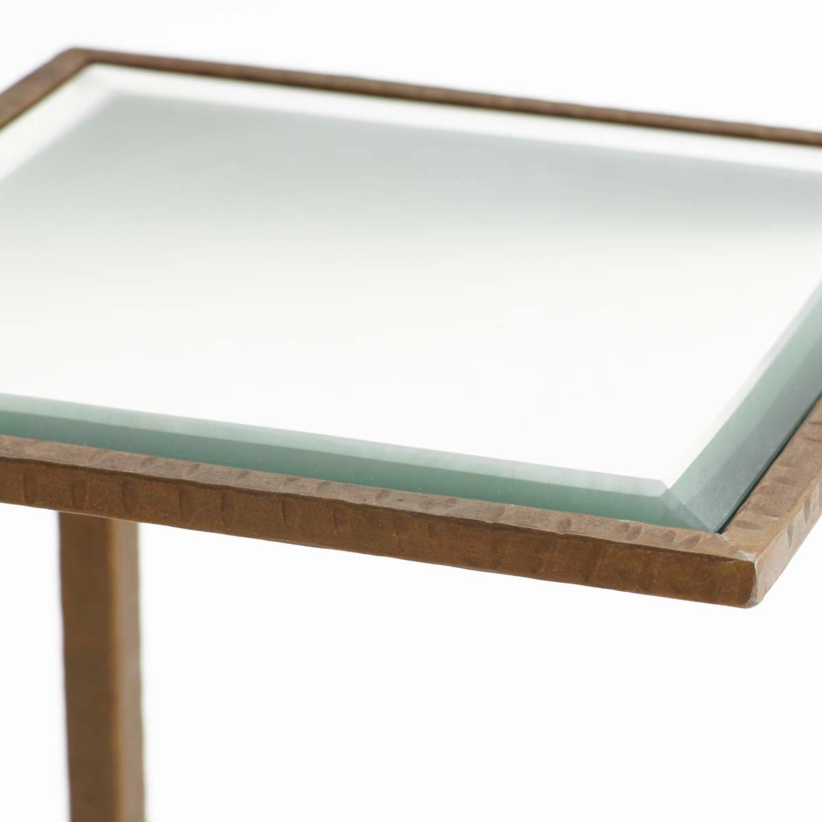 Soiree Pull-Up Table
