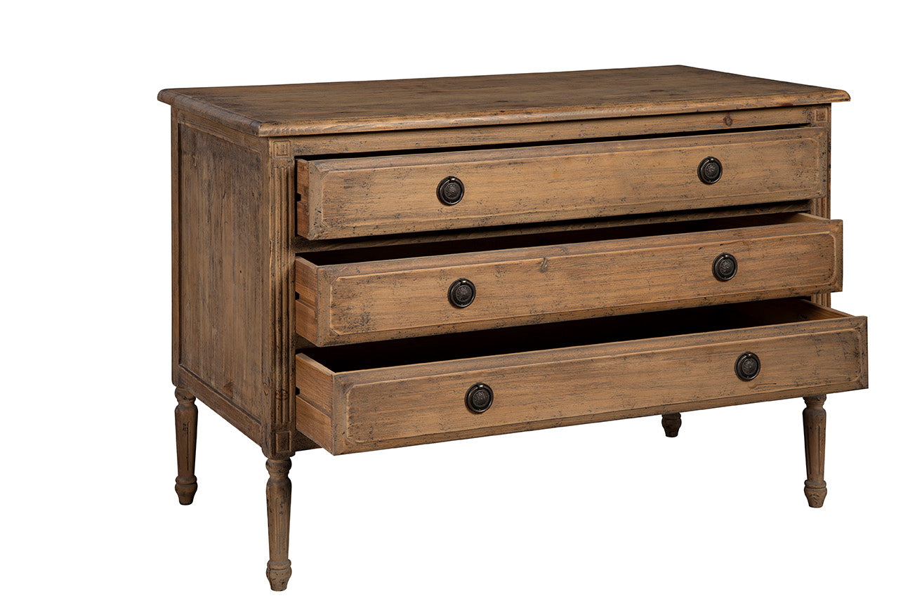 Williamsburg Chest