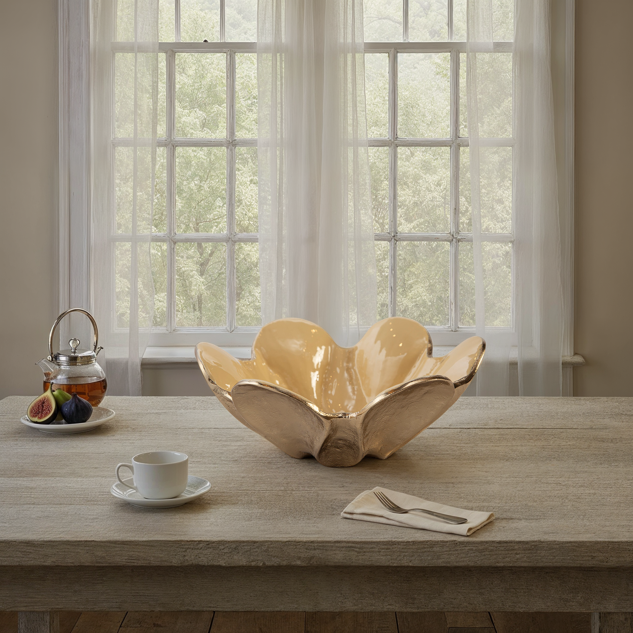 Seraphis Ceramic Flower Bowl