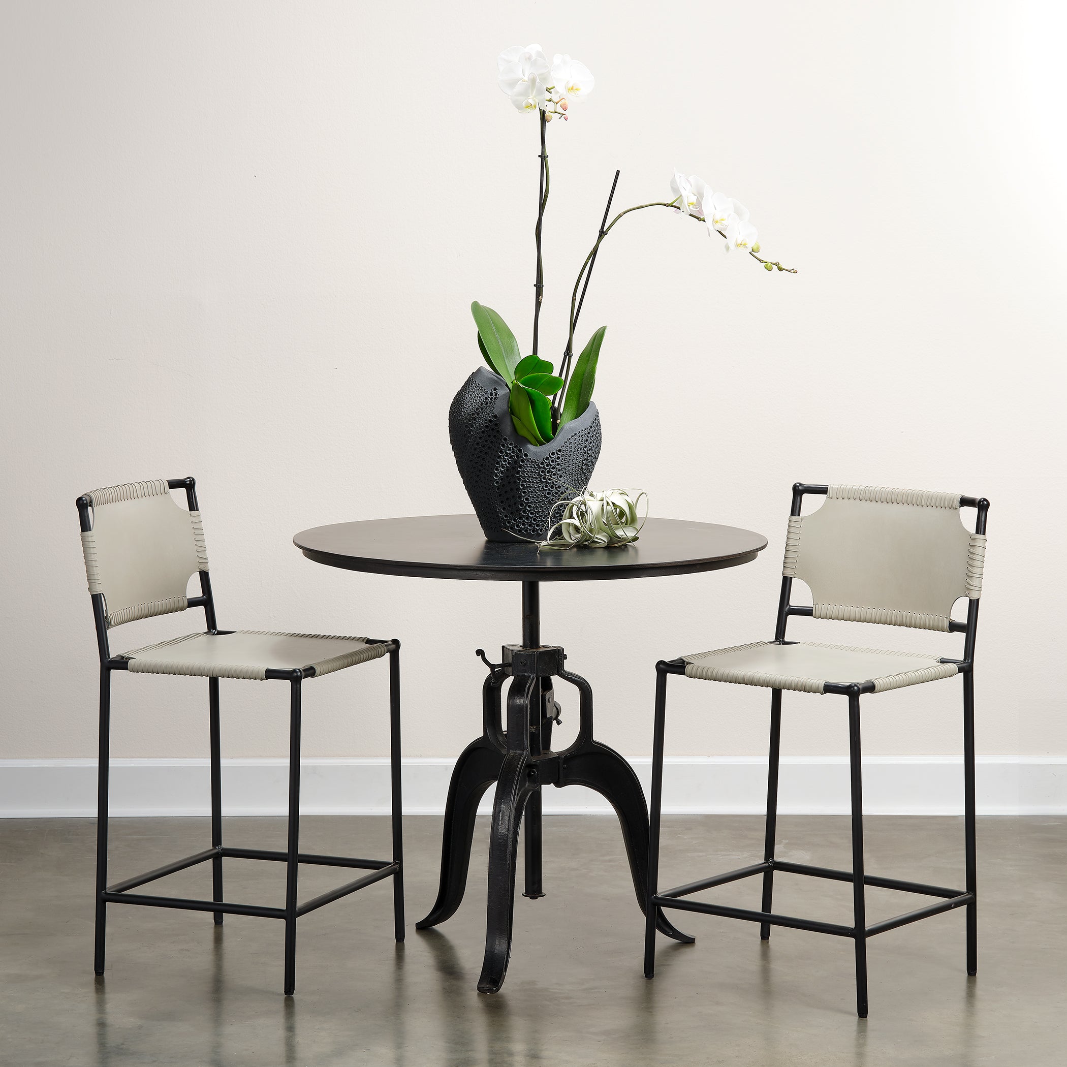 Atelier Crank Table - Wisteria