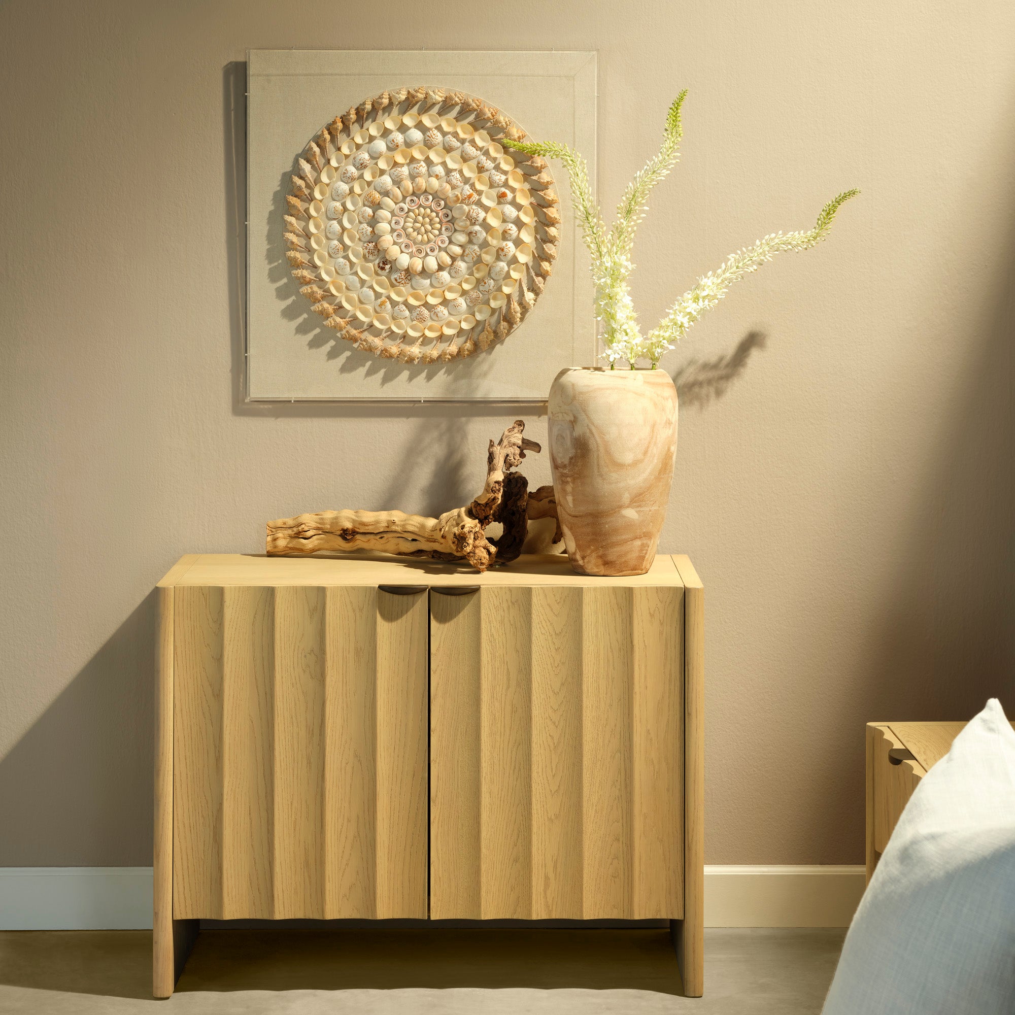 Rothbury Fluted Oak Cabinet