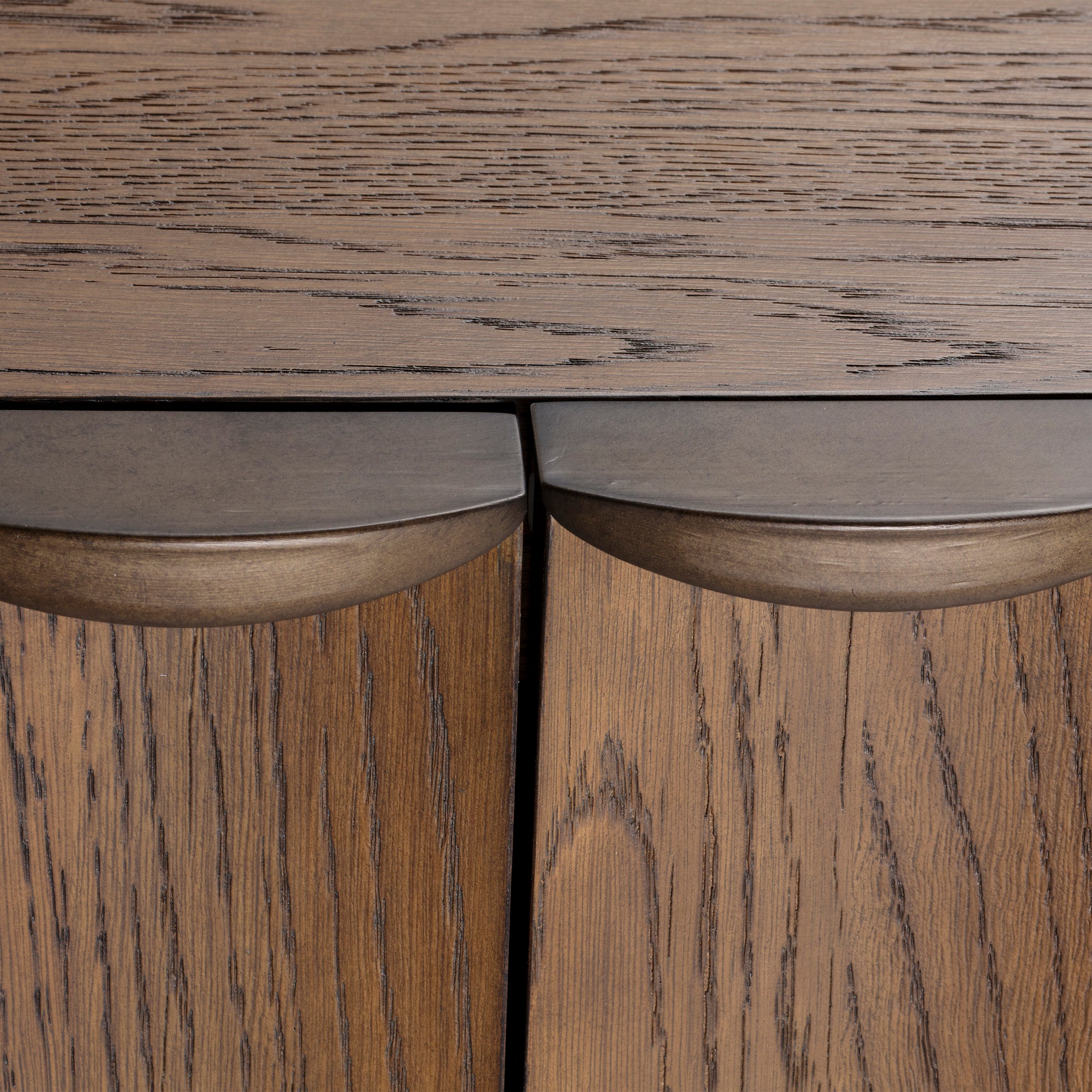 Rothbury Fluted Oak Cabinet