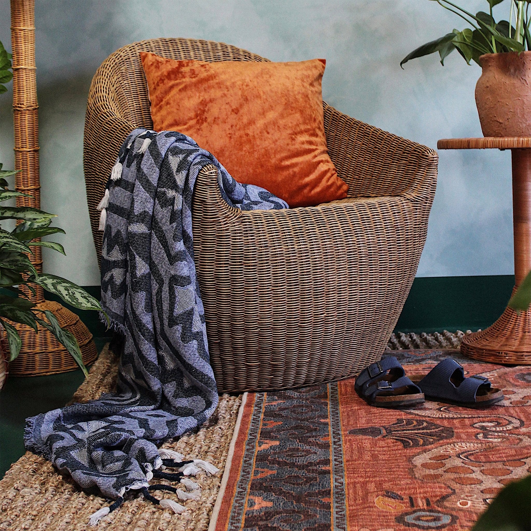 Navelle Woven Throw - Wisteria