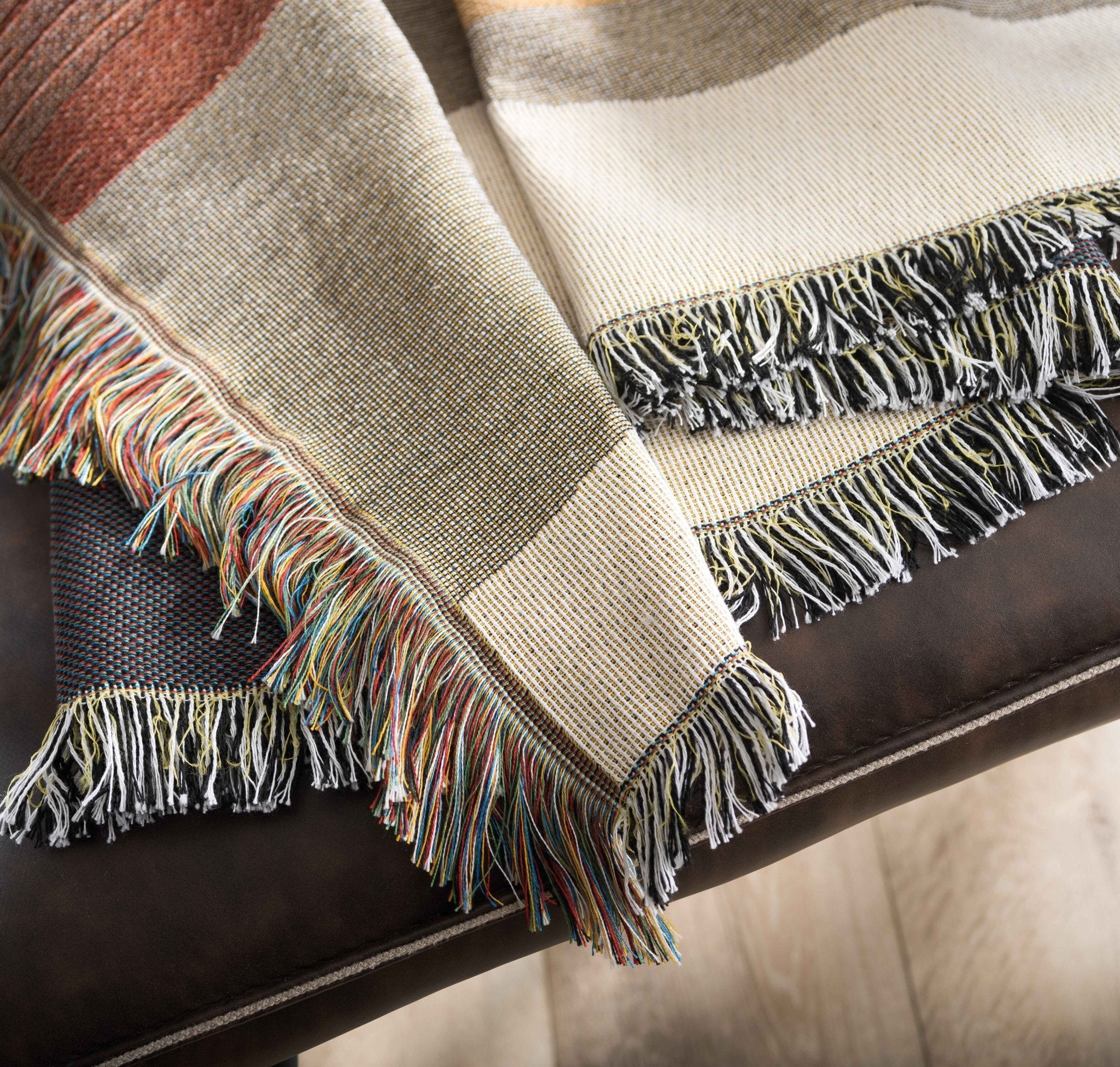 Aurevale Woven Landscape Throw - Wisteria