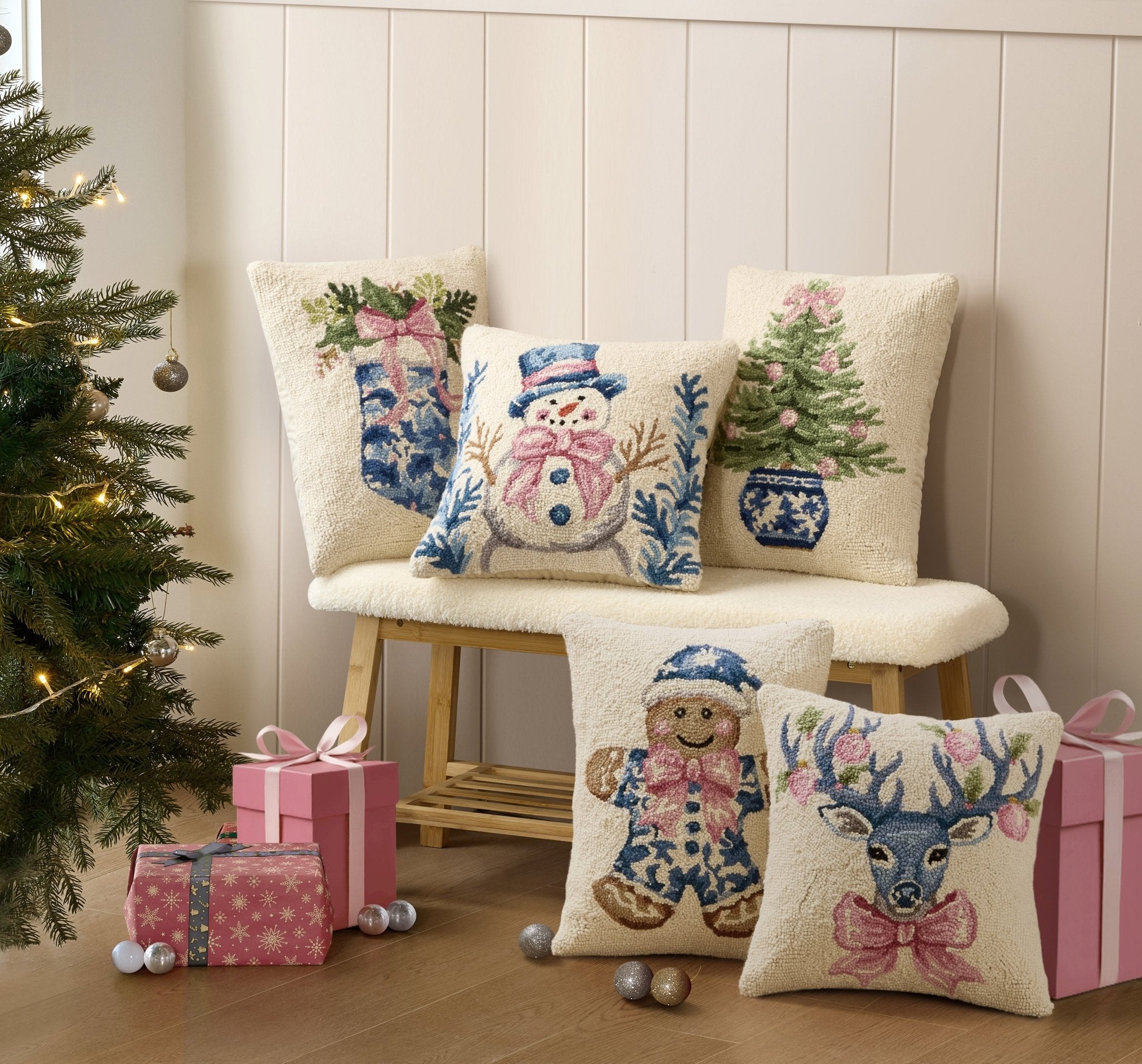 Briarwyn Stocking Hook Pillow - Wisteria