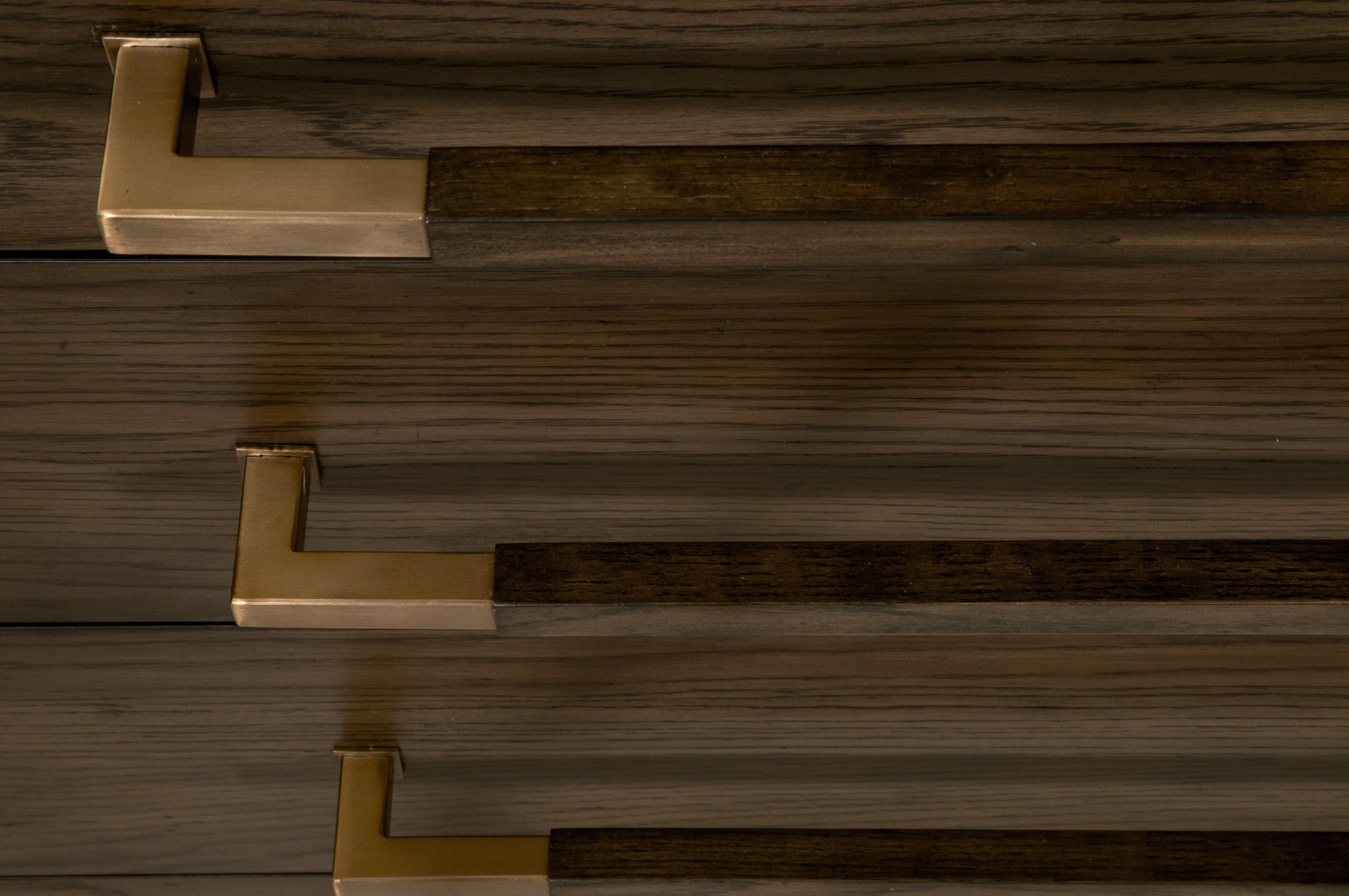 Ampezzo Dresser