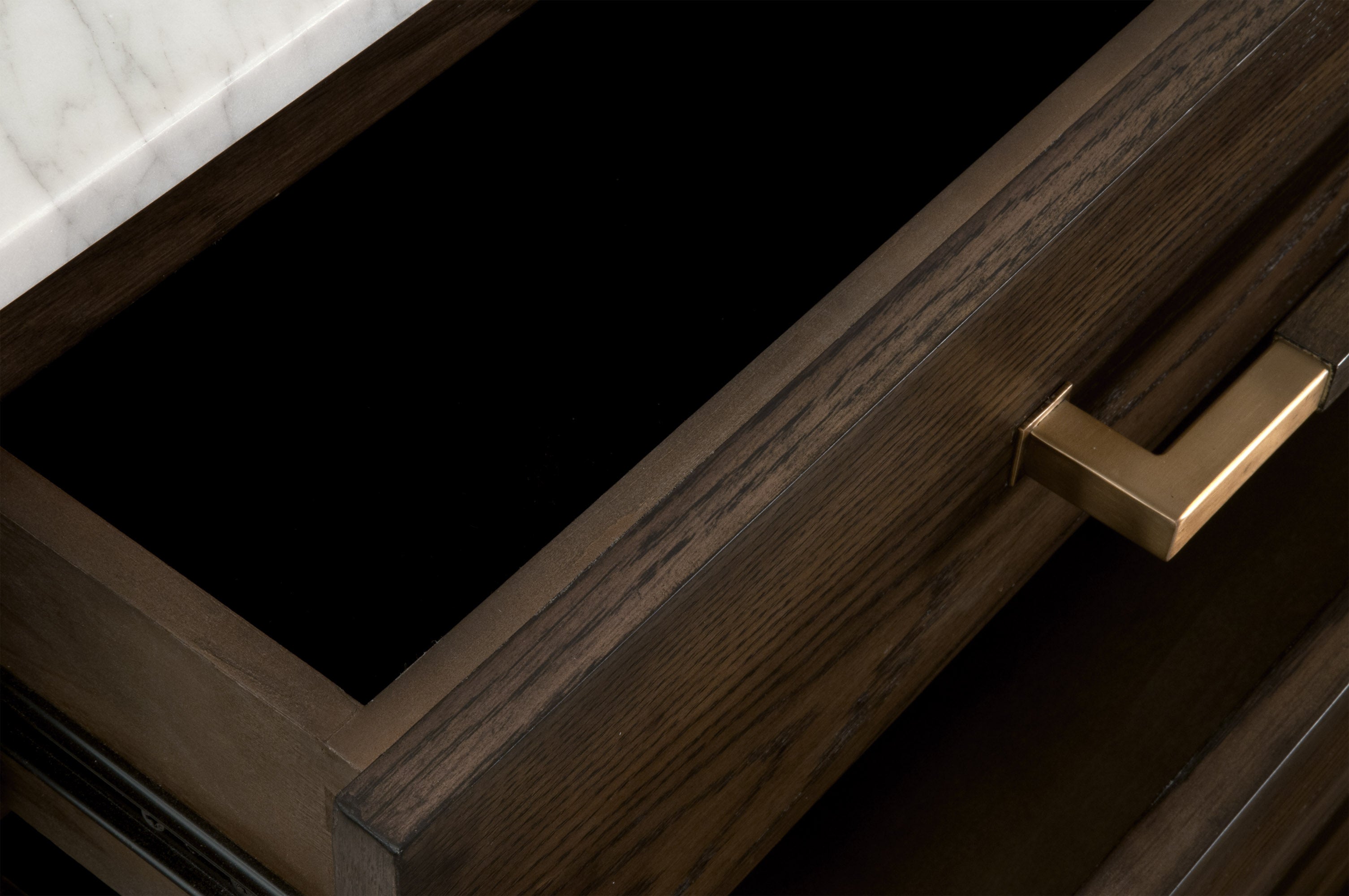 Ampezzo Dresser