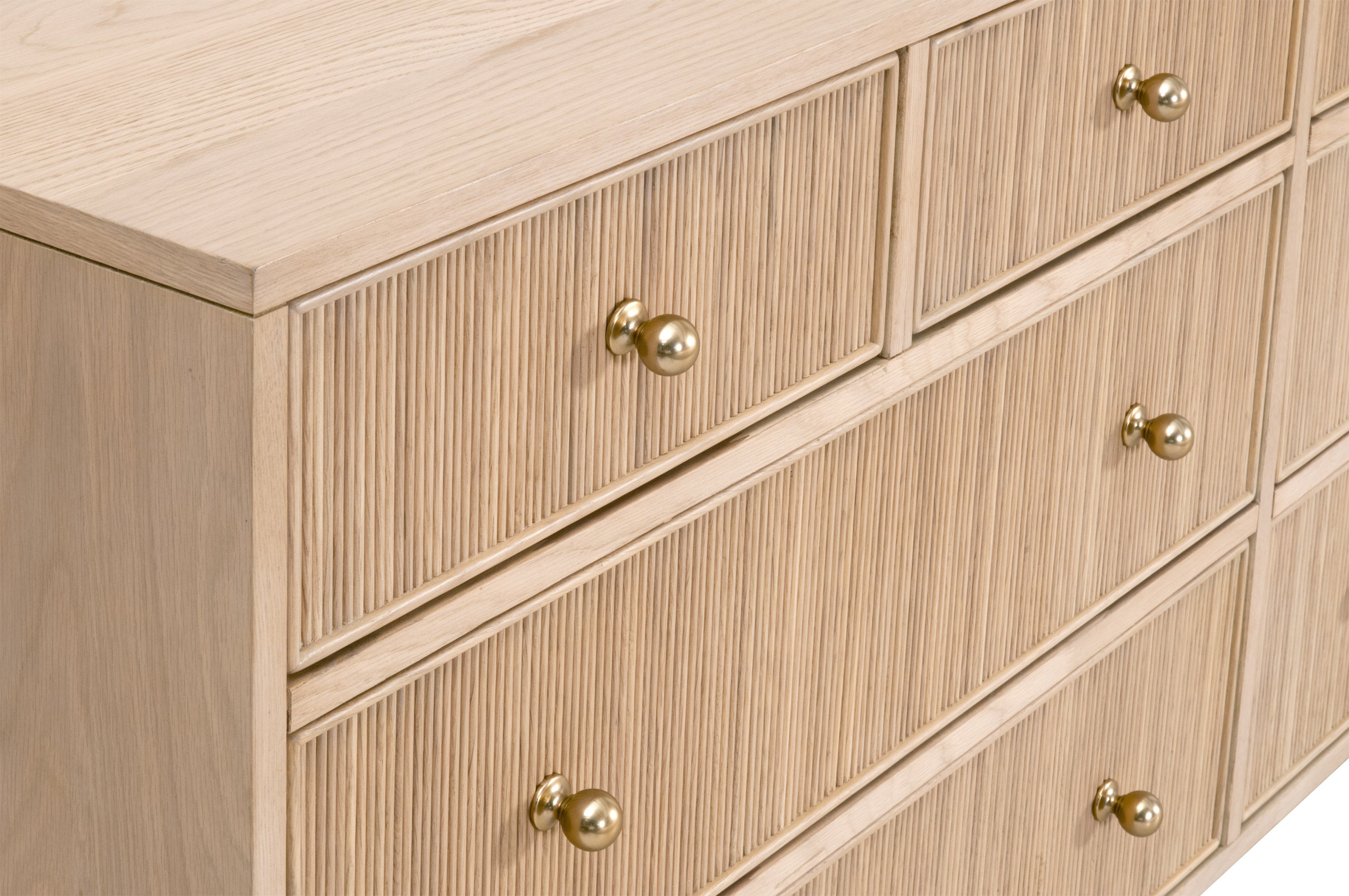 Anelo Dresser