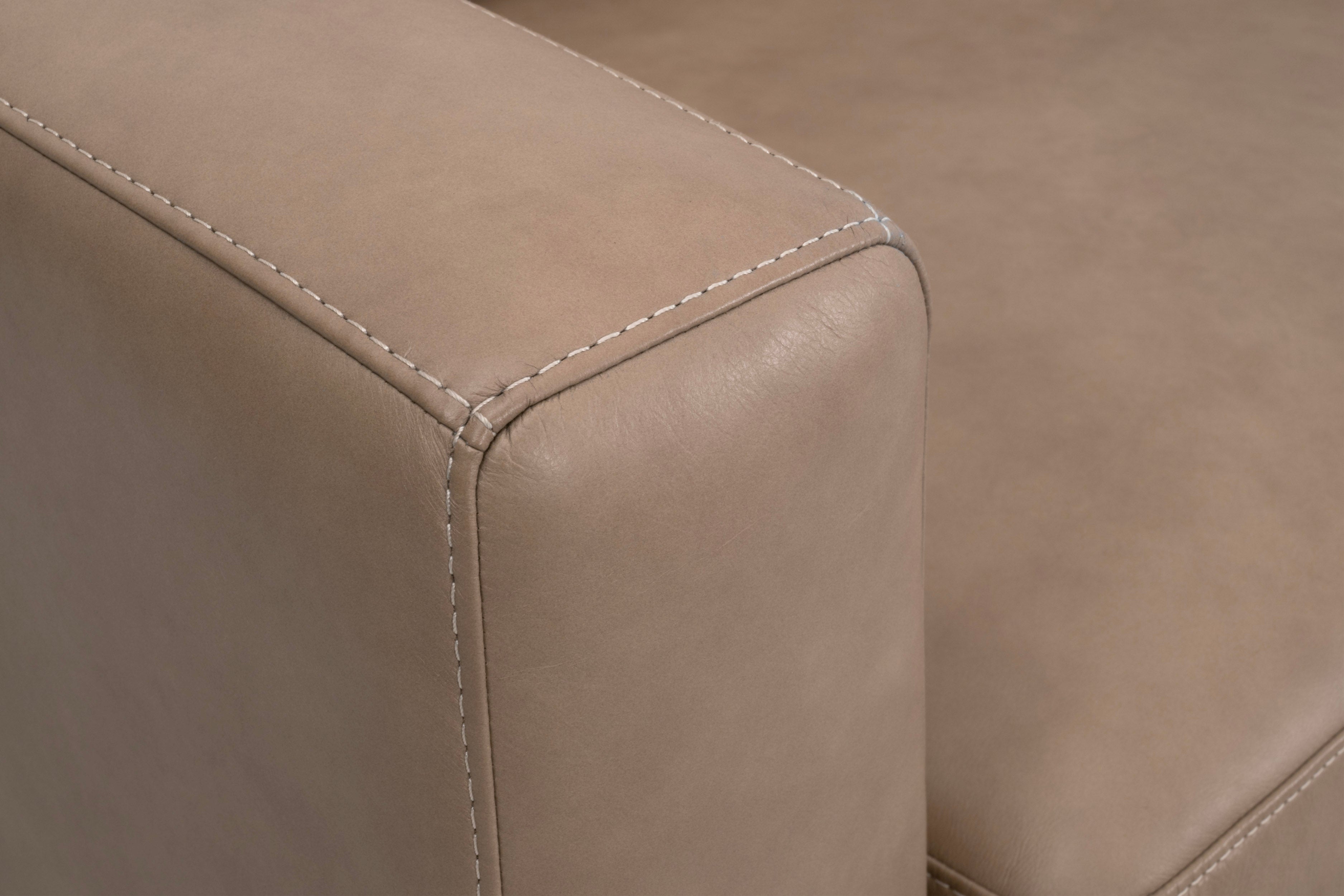 Montclairen Sofa