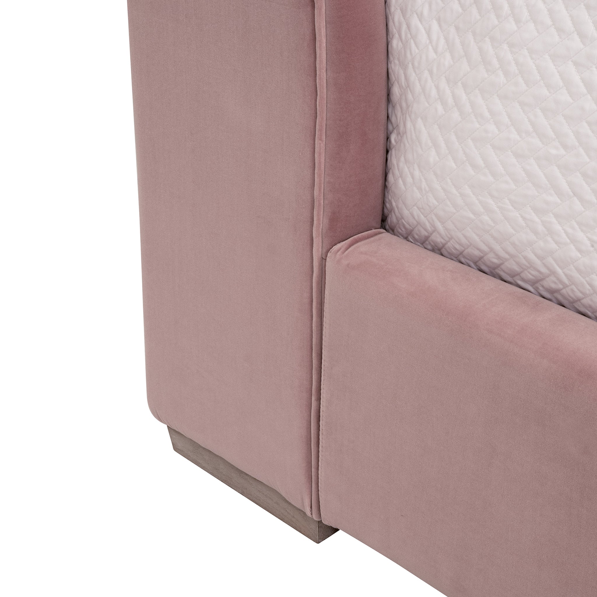 Amorette Bed