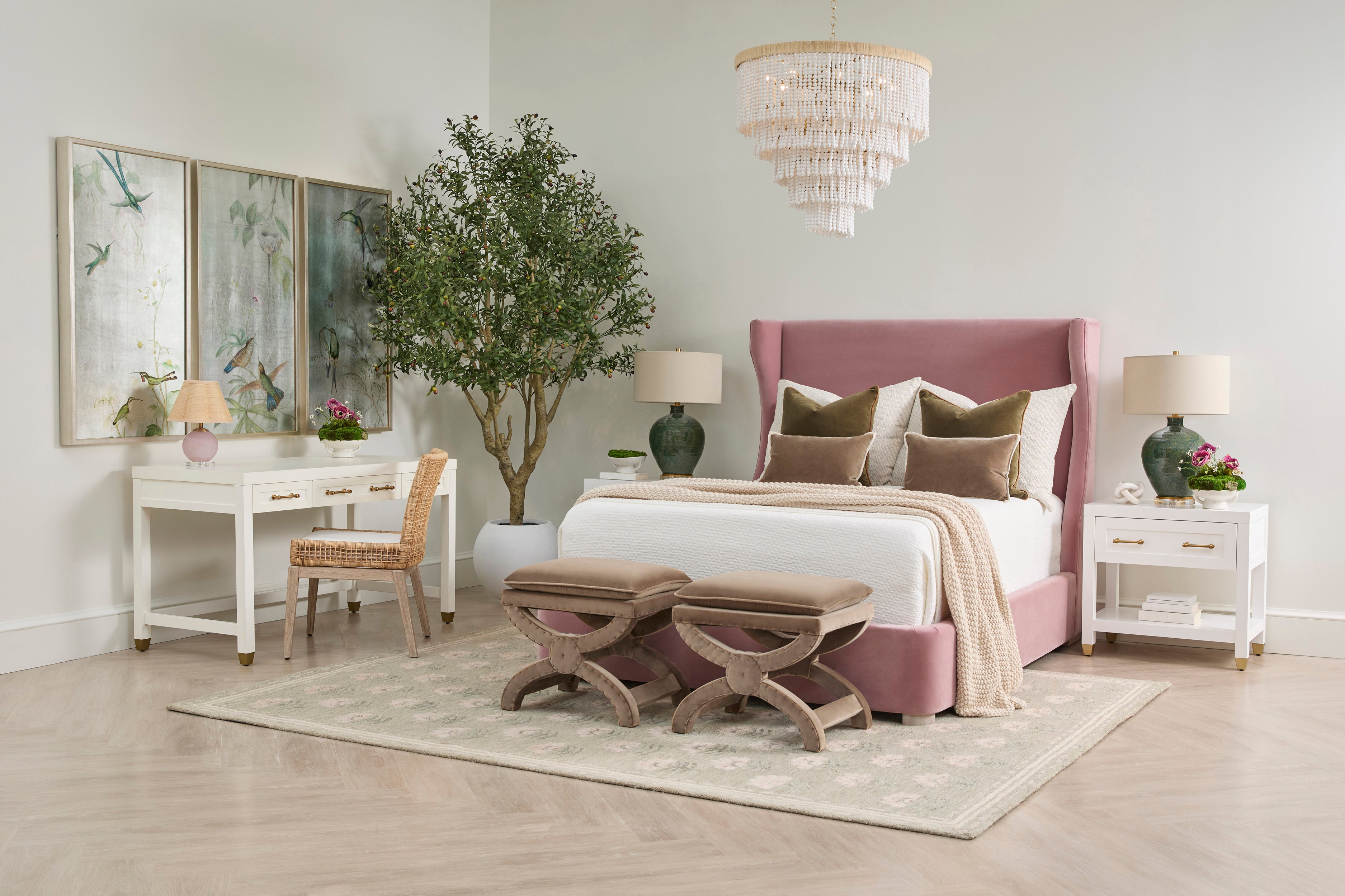 Amorette Bed