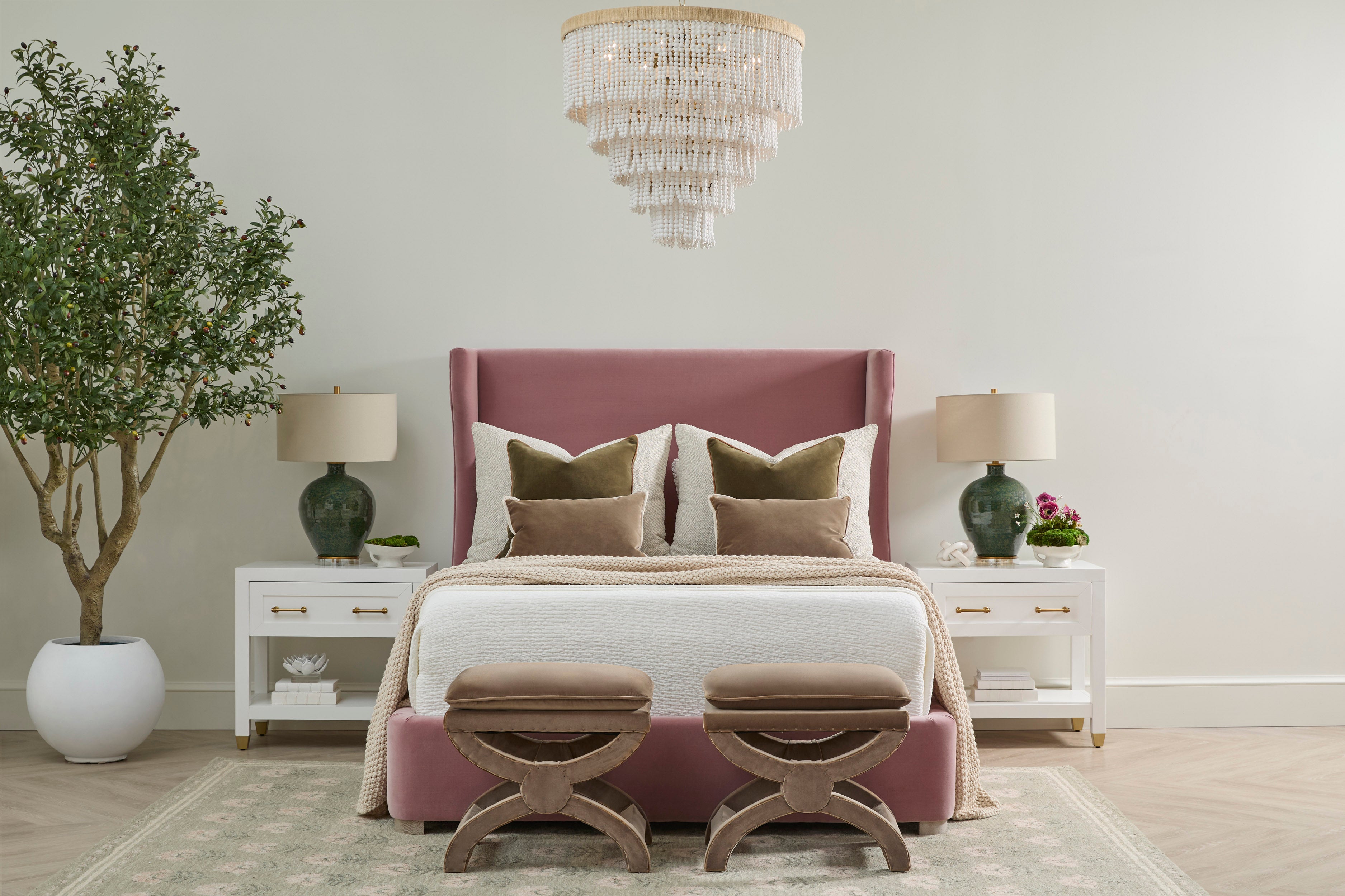 Amorette Bed
