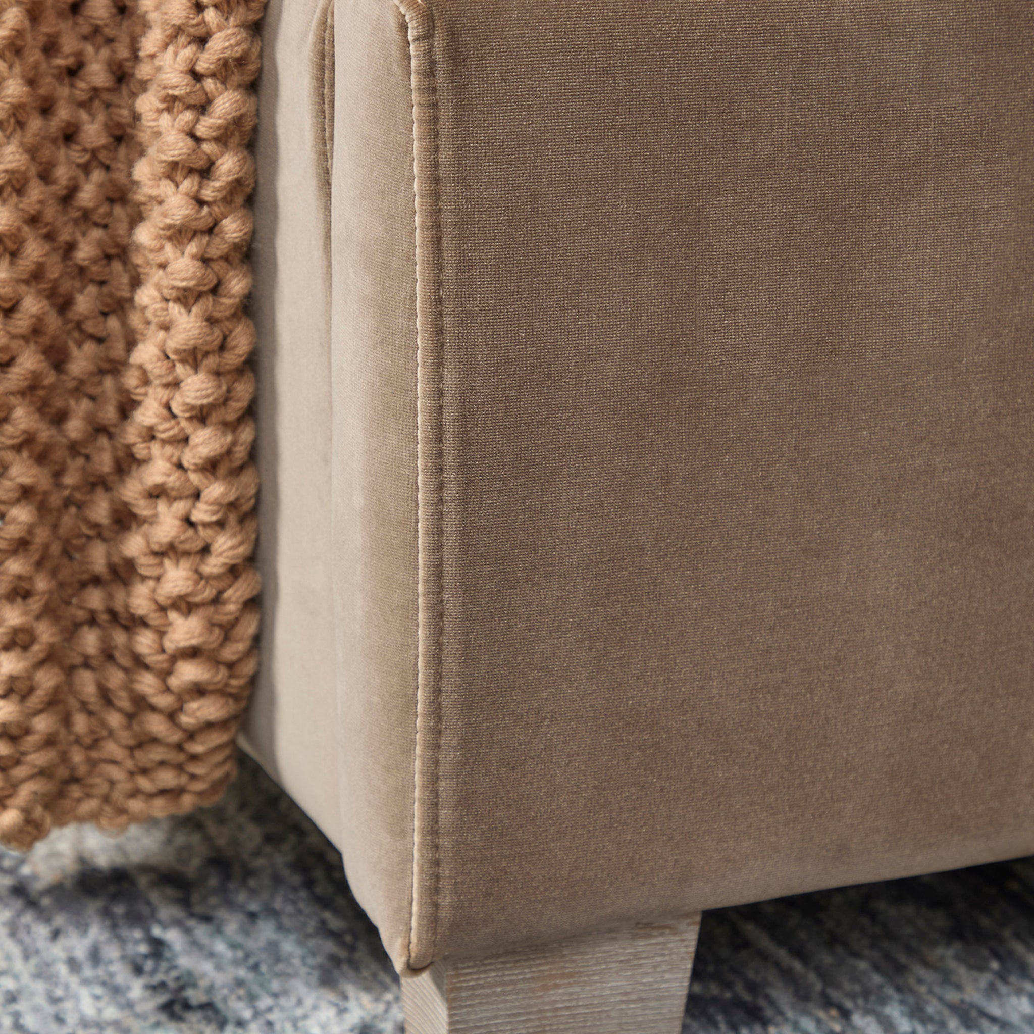Bellerose Bed