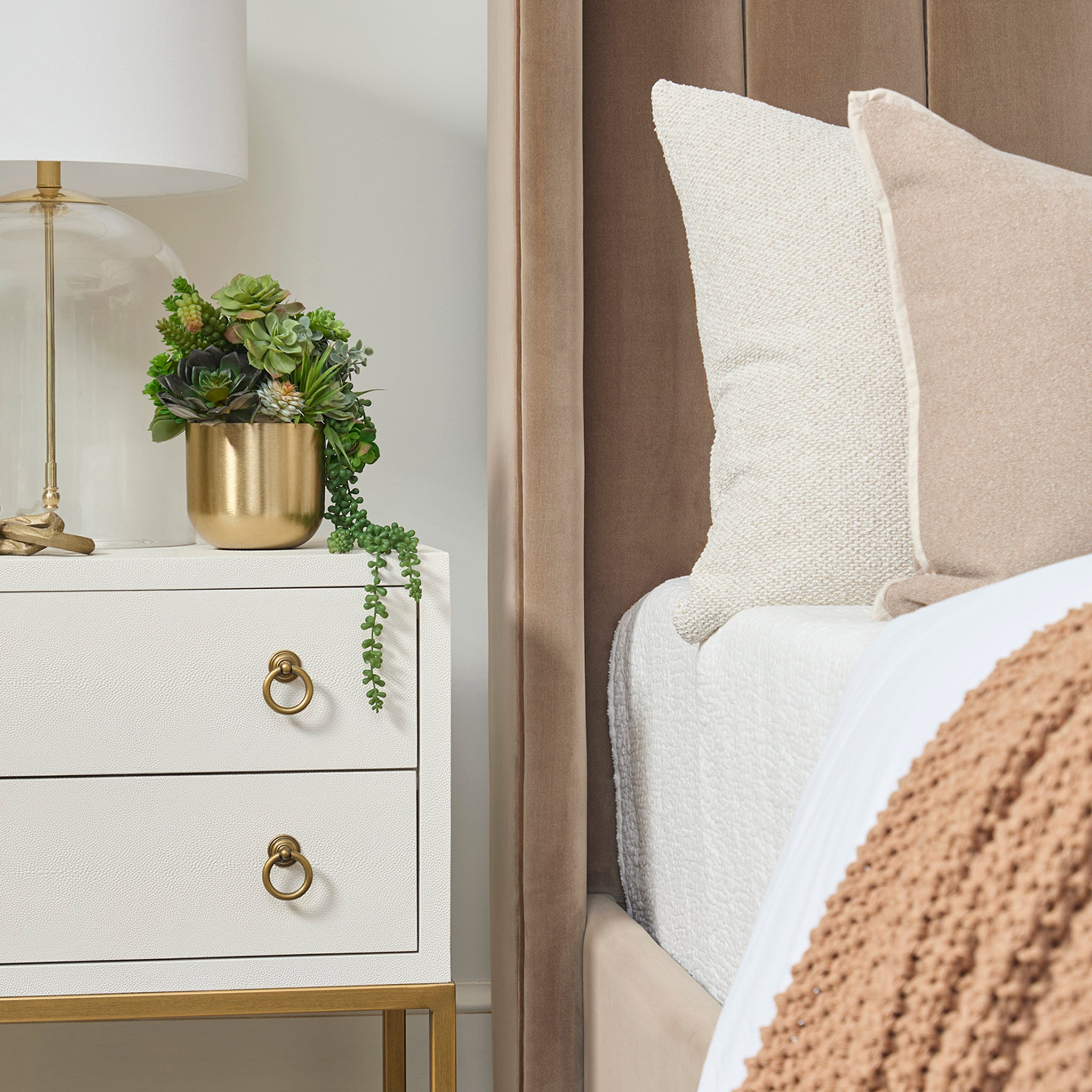 Bellerose Bed