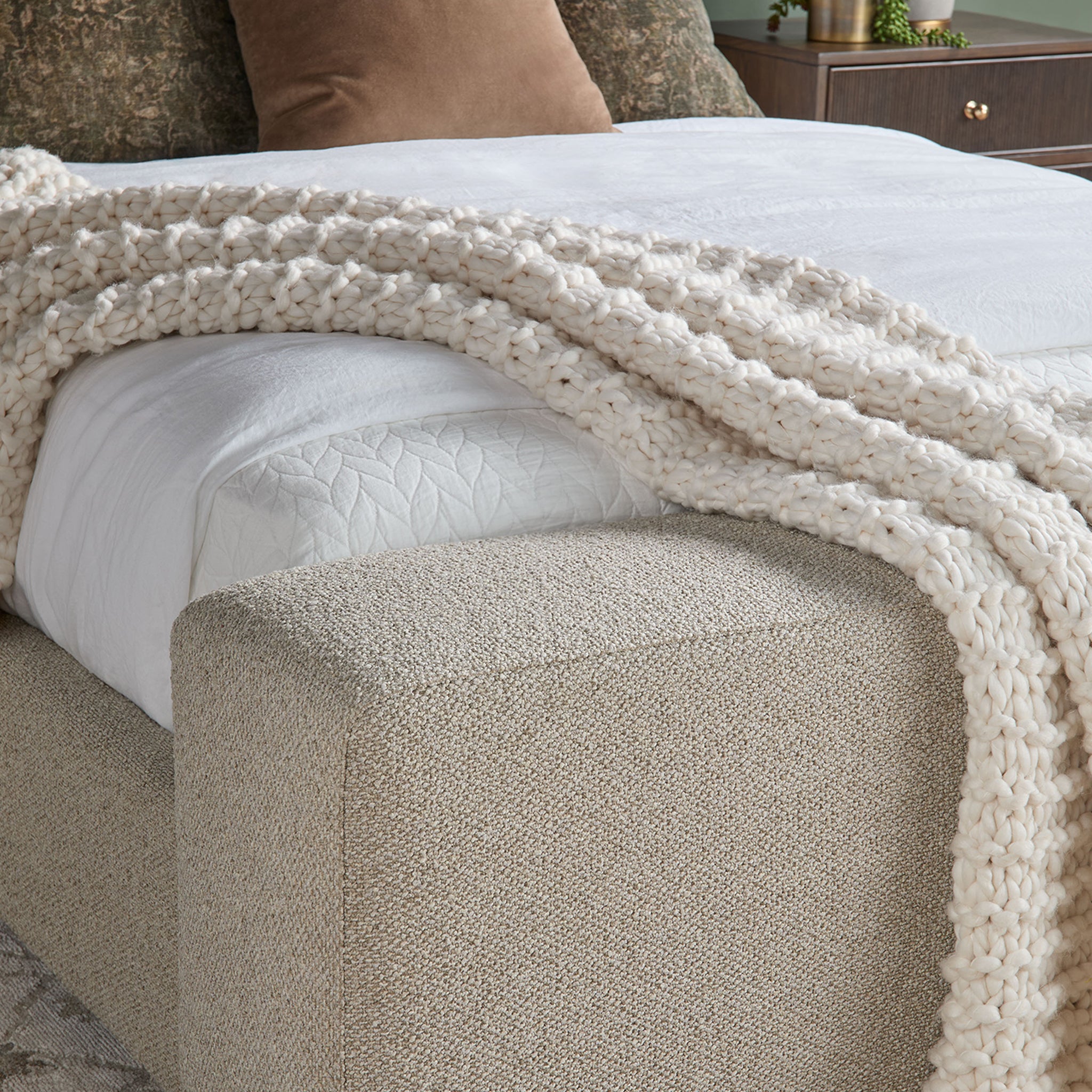 Casteron Bed
