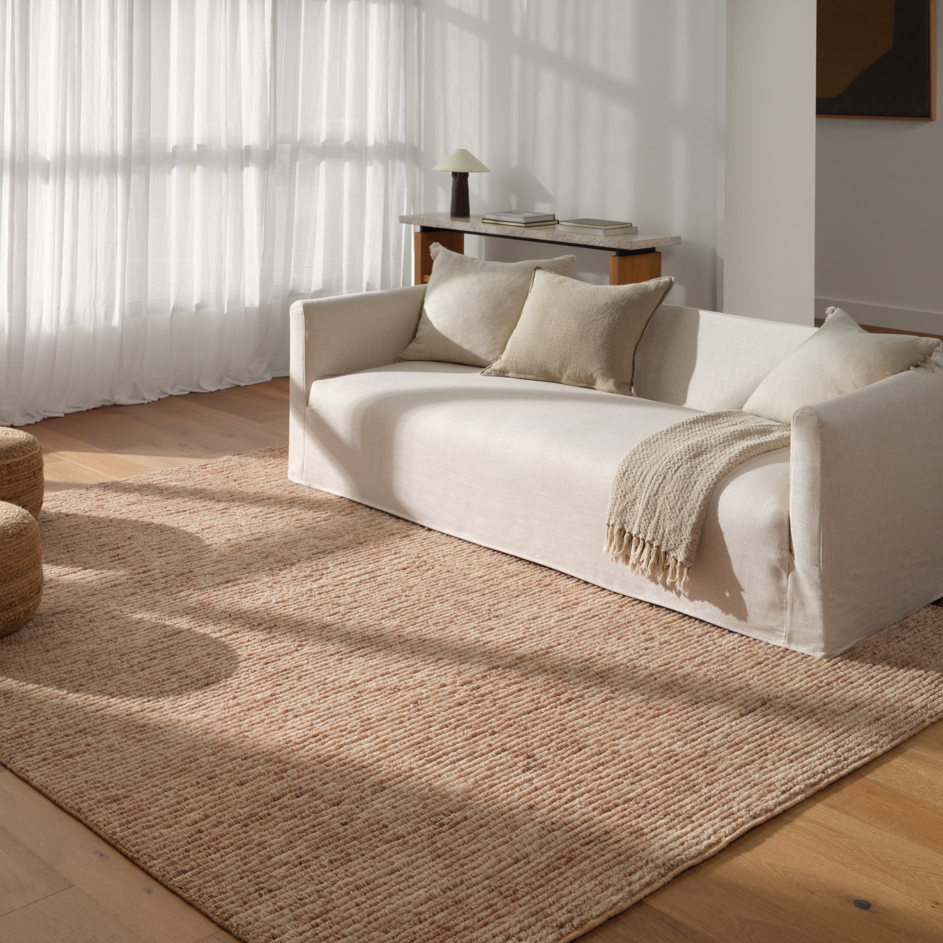 Arin Hand-Knotted Wool Rug