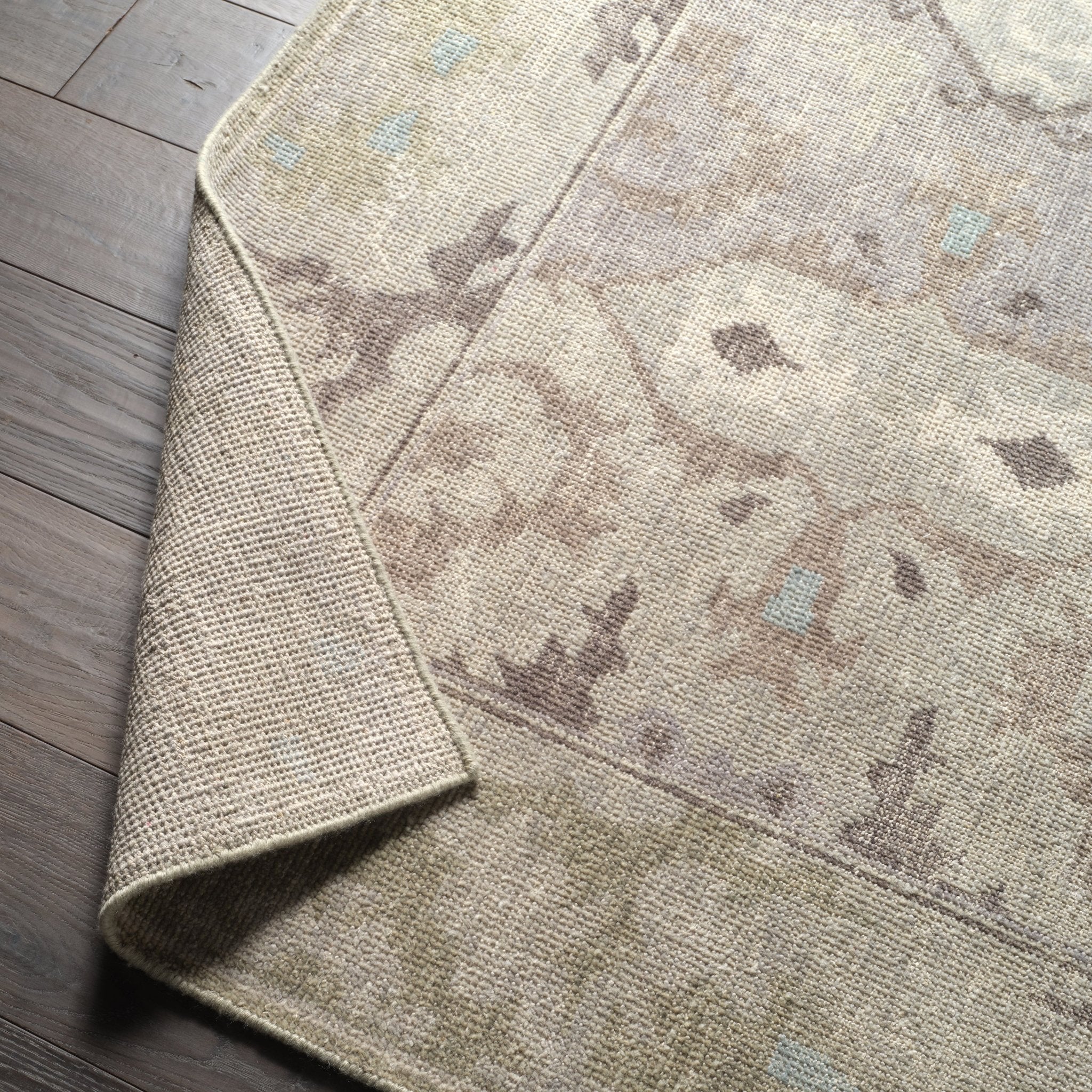 Varenna Wool Area Rug - Wisteria