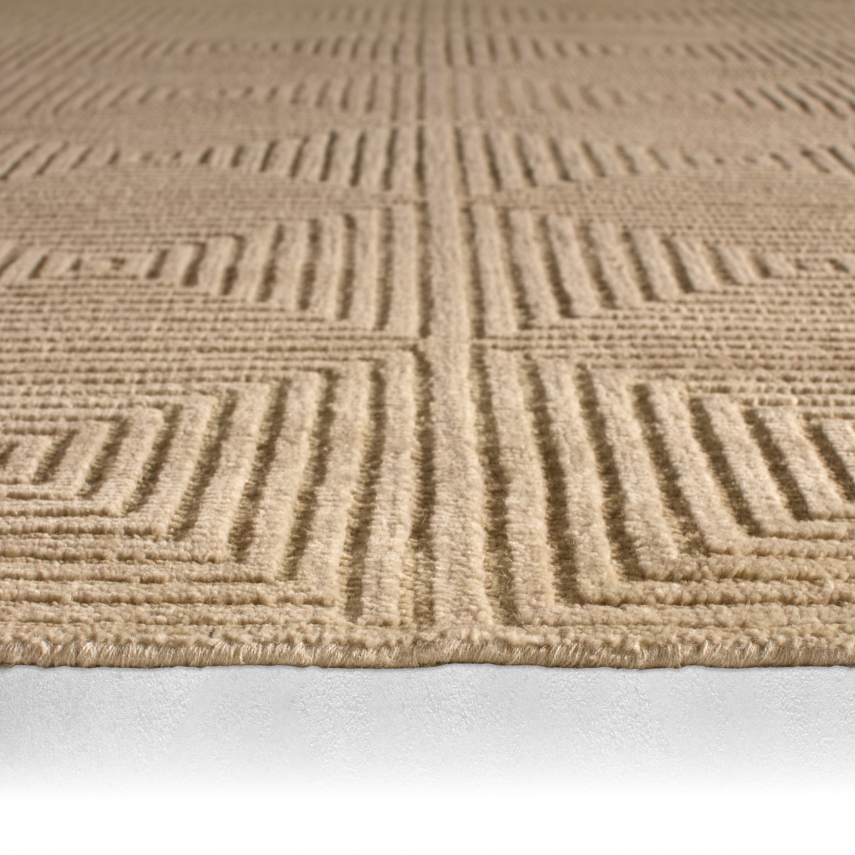 Chandra Wool Geometric Rug