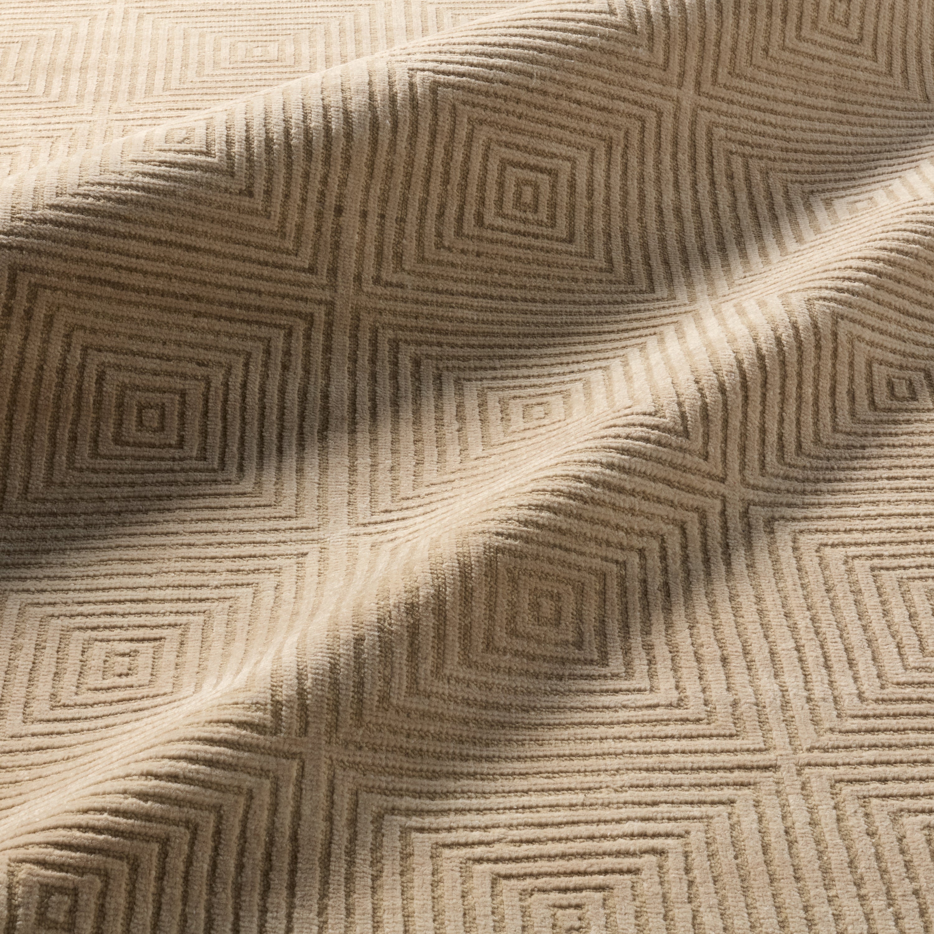 Chandra Wool Geometric Rug