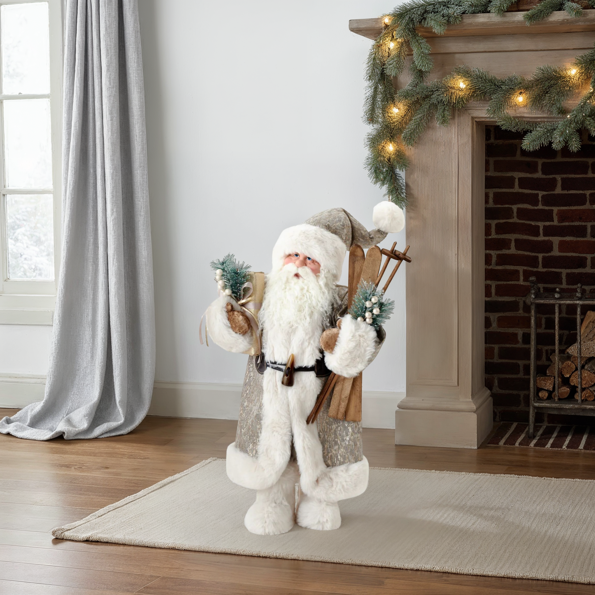 Pere Winter Fur Santa Figure