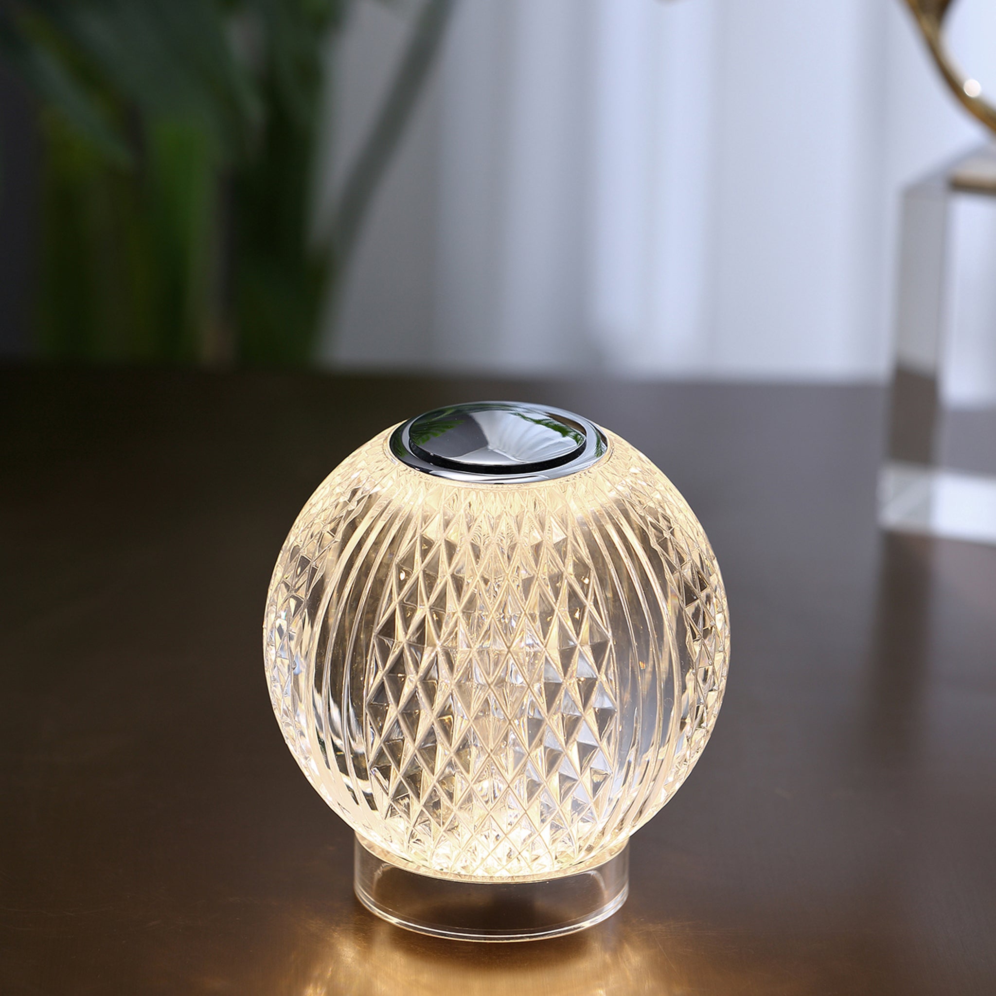 Ardenne Faceted Crystal Lamp - Wisteria