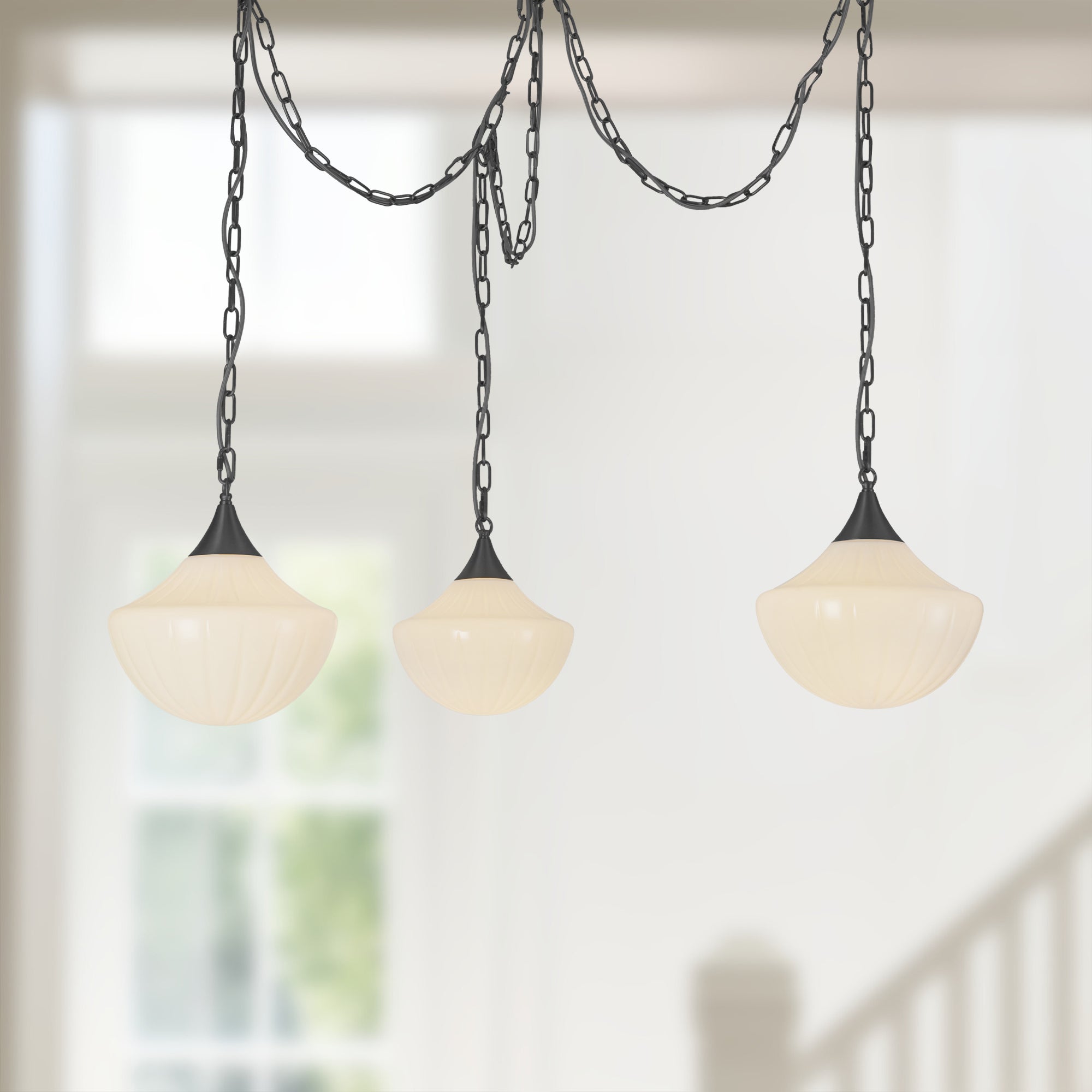 Seravia Glass Cluster Pendant - Wisteria
