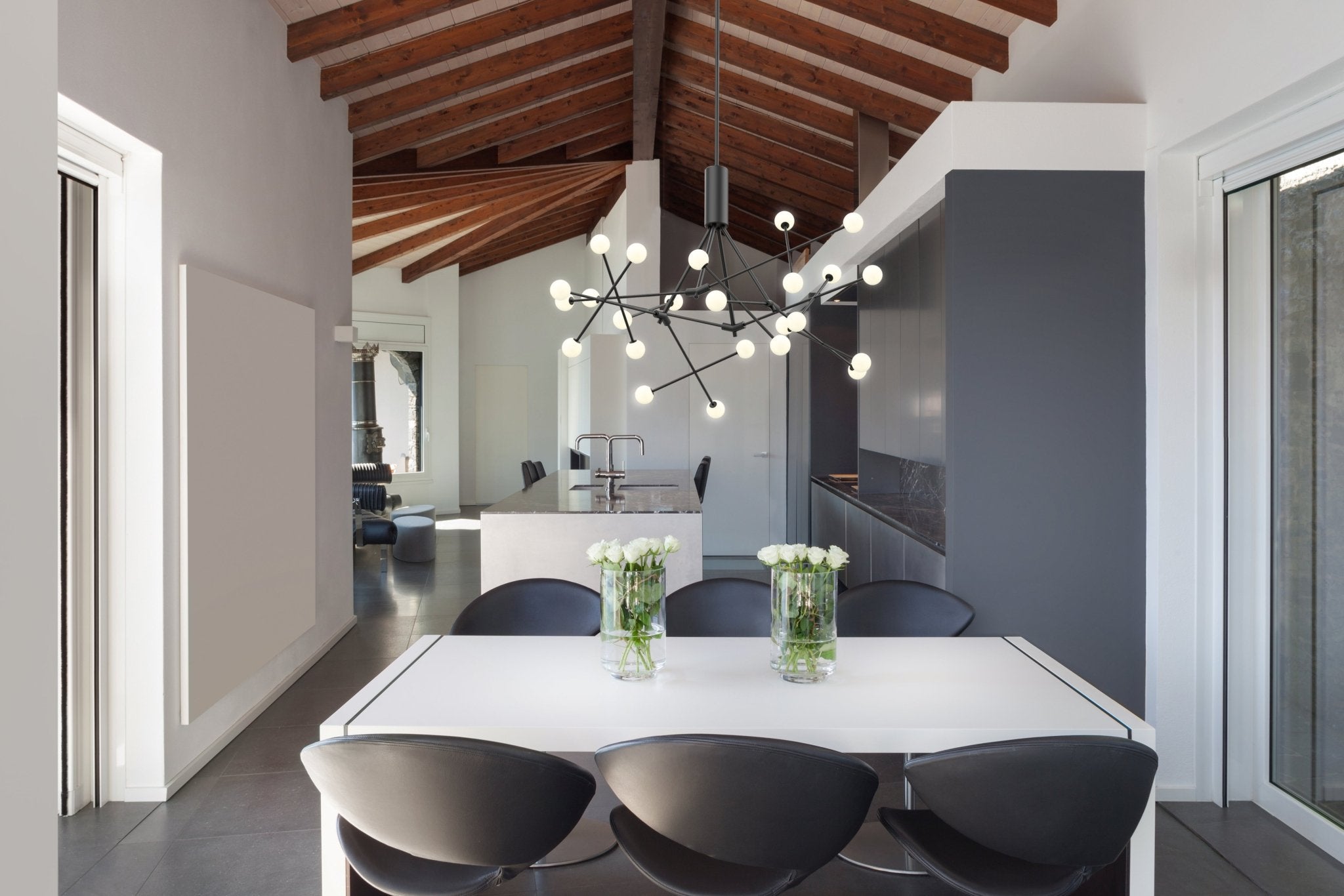 Valkorin Globe LED Chandelier - Wisteria