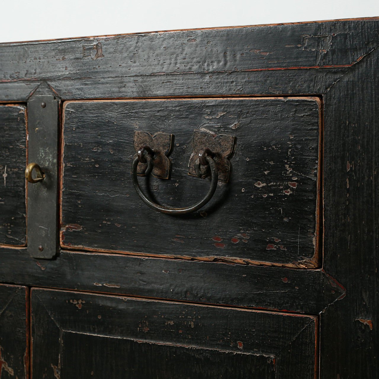 Wang Black Lacquer Sideboard - Wisteria