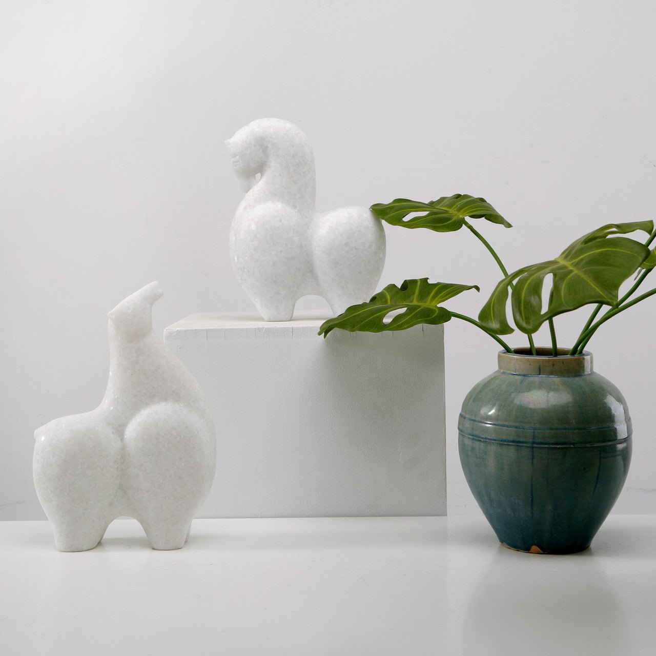 Meilin Marble Stallion Statue - Wisteria