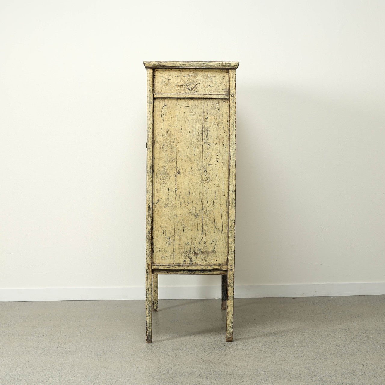 Belvoir Vintage Pine Cabinet - Wisteria
