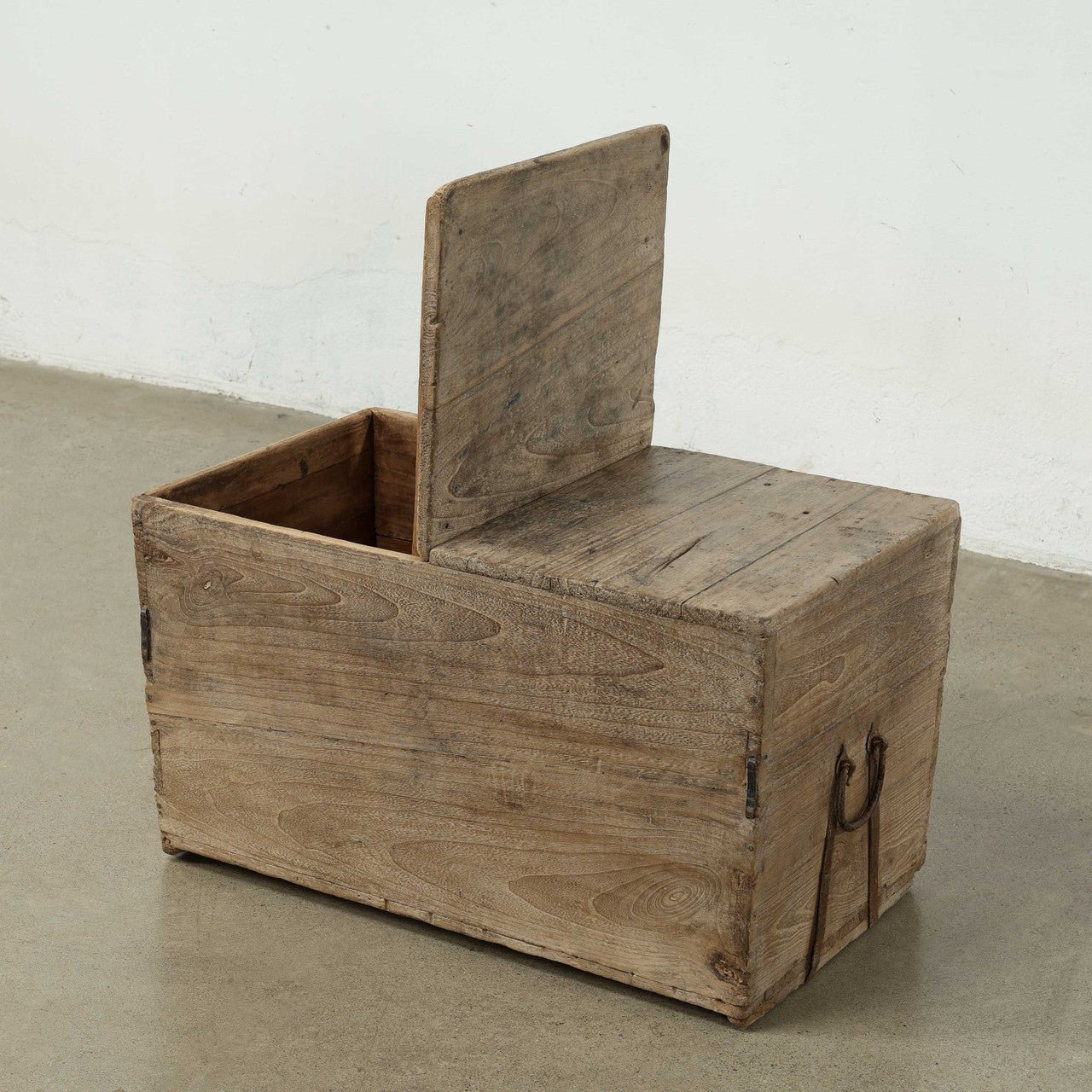 Xio Pine Storage Trunk - Wisteria