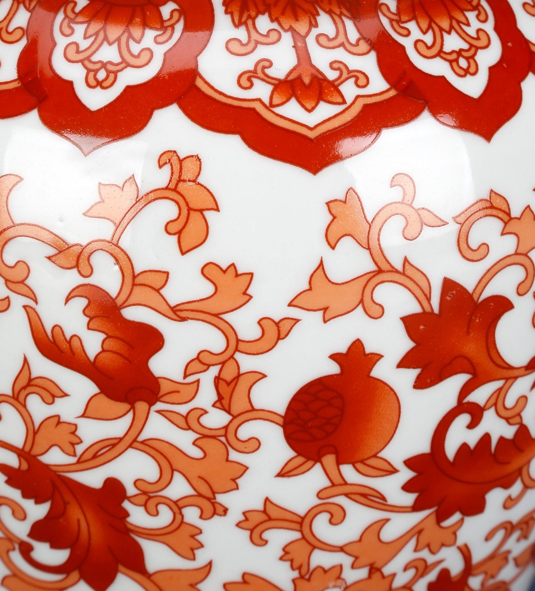 Shamakhi Porcelain Jar - Wisteria