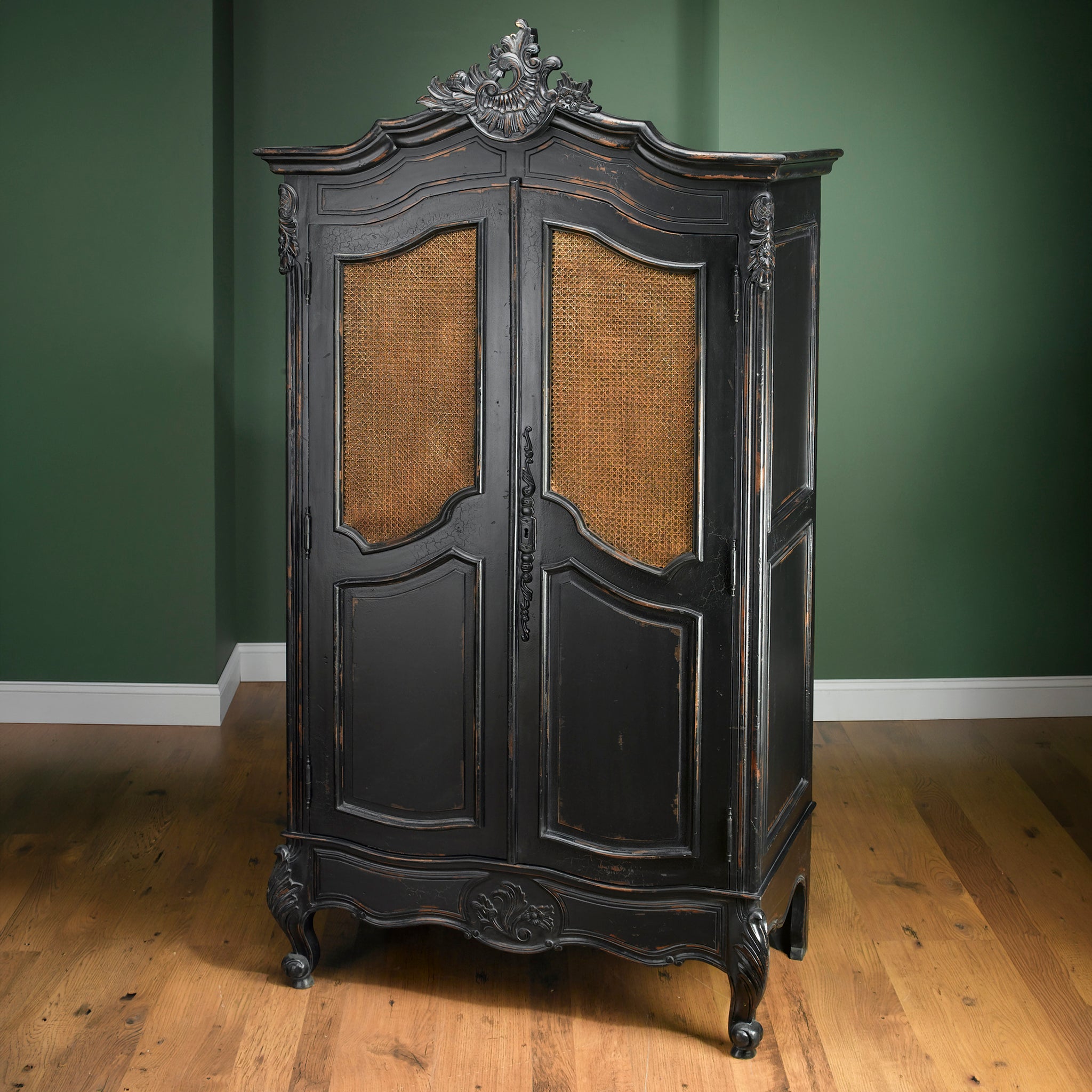 Buonconvento Cane Mindi Armoire