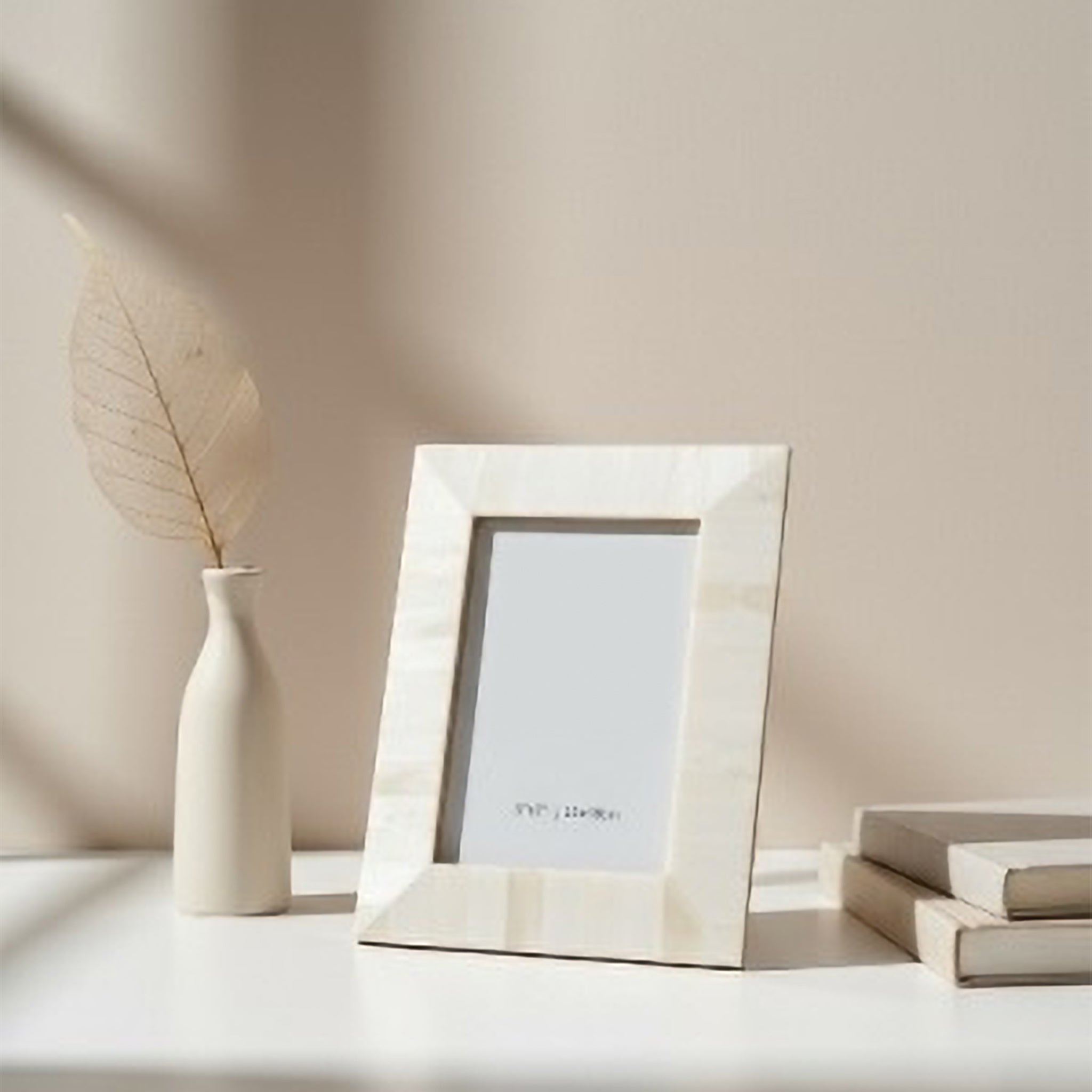 Valira Bone Facet Frame - Wisteria