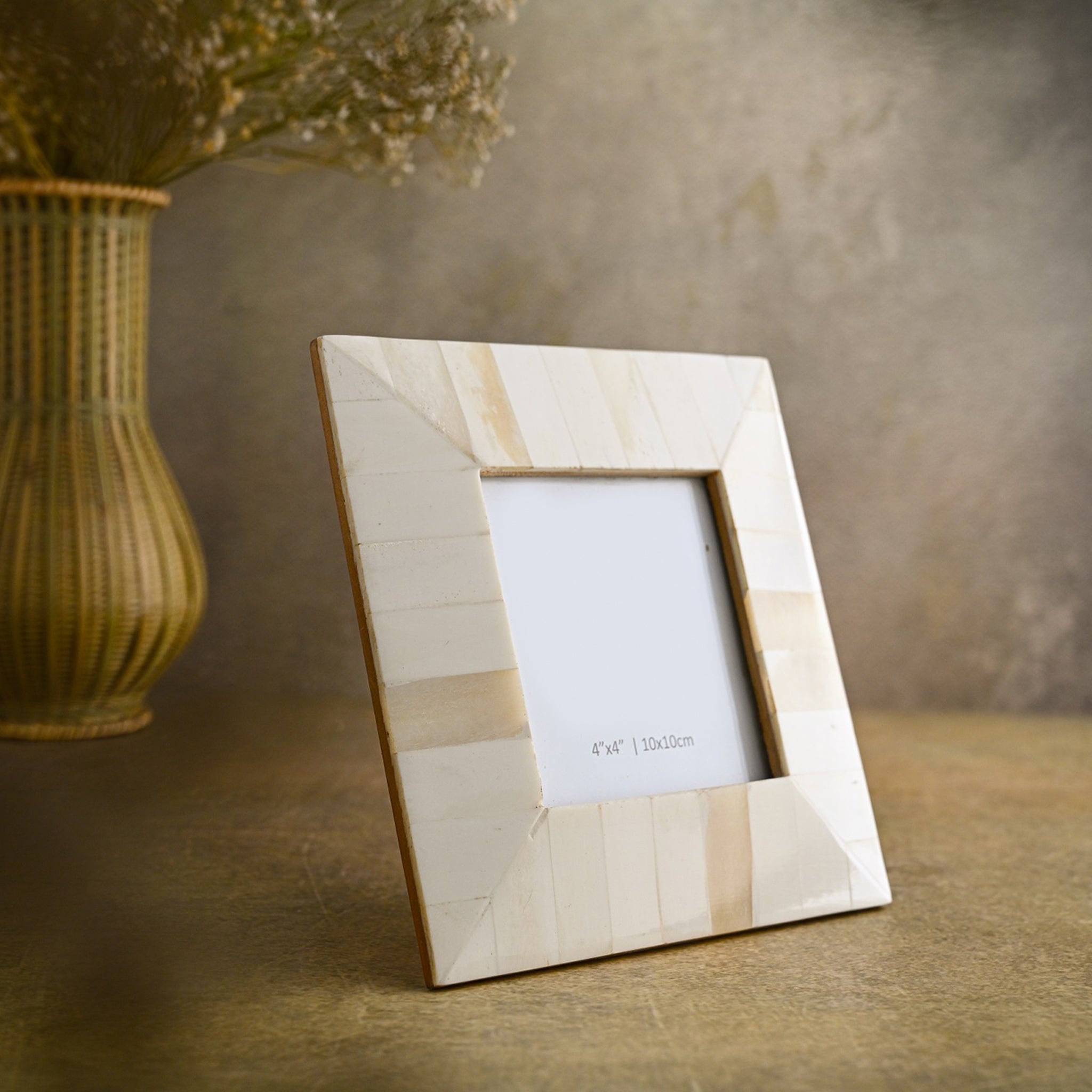 Valira Bone Facet Frame - Wisteria