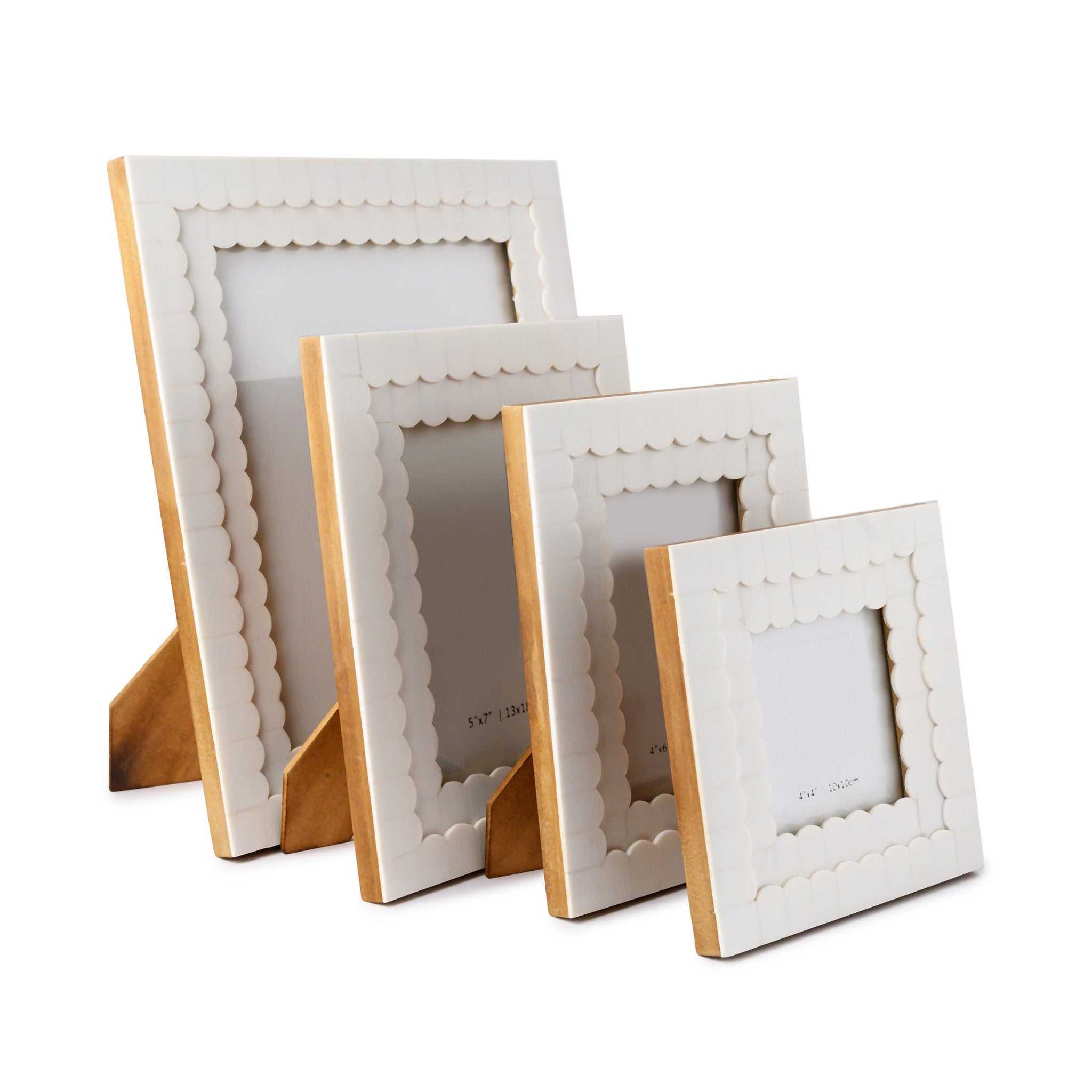 Mirette Scalloped Frame - Wisteria