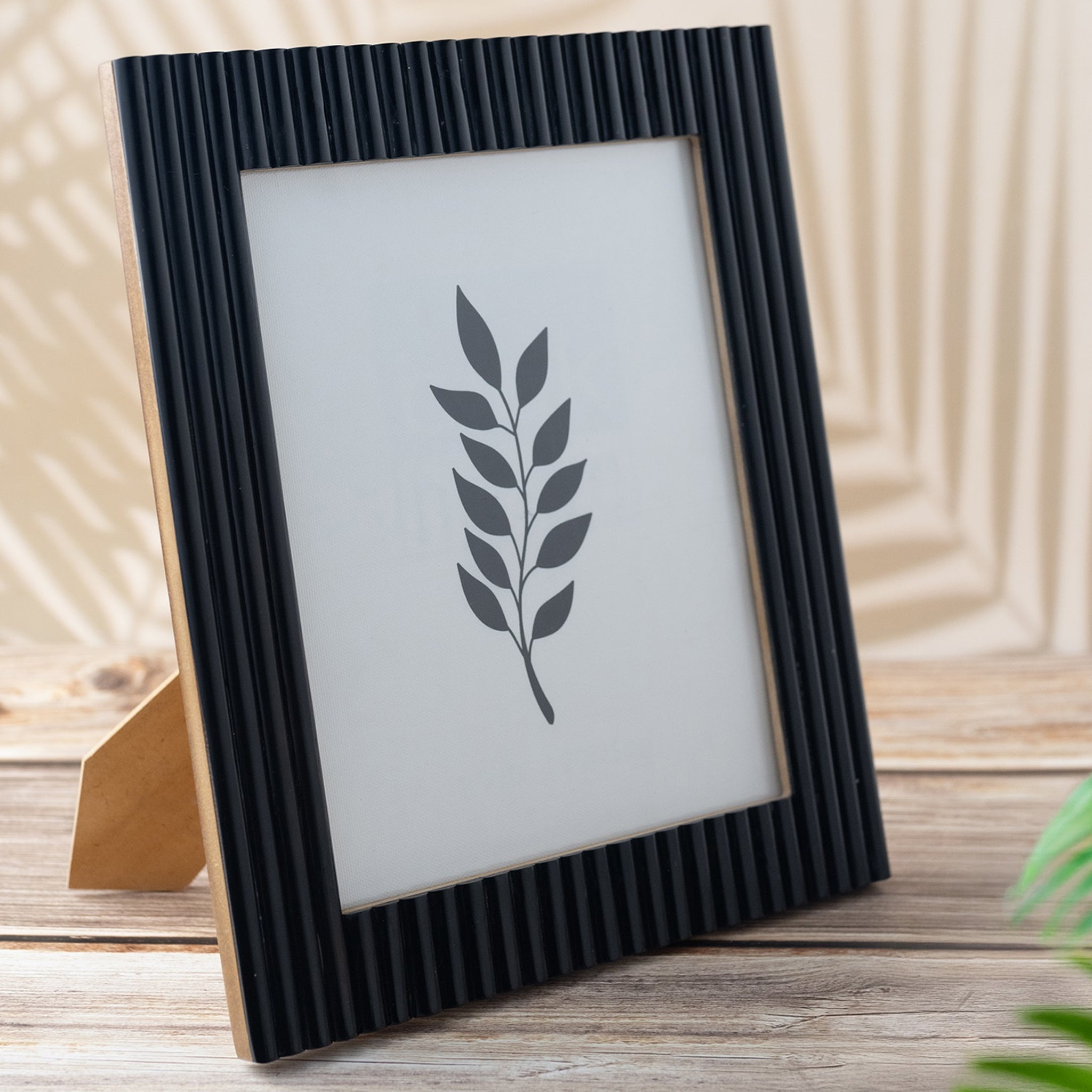 Lysander Fluted Frame - Wisteria