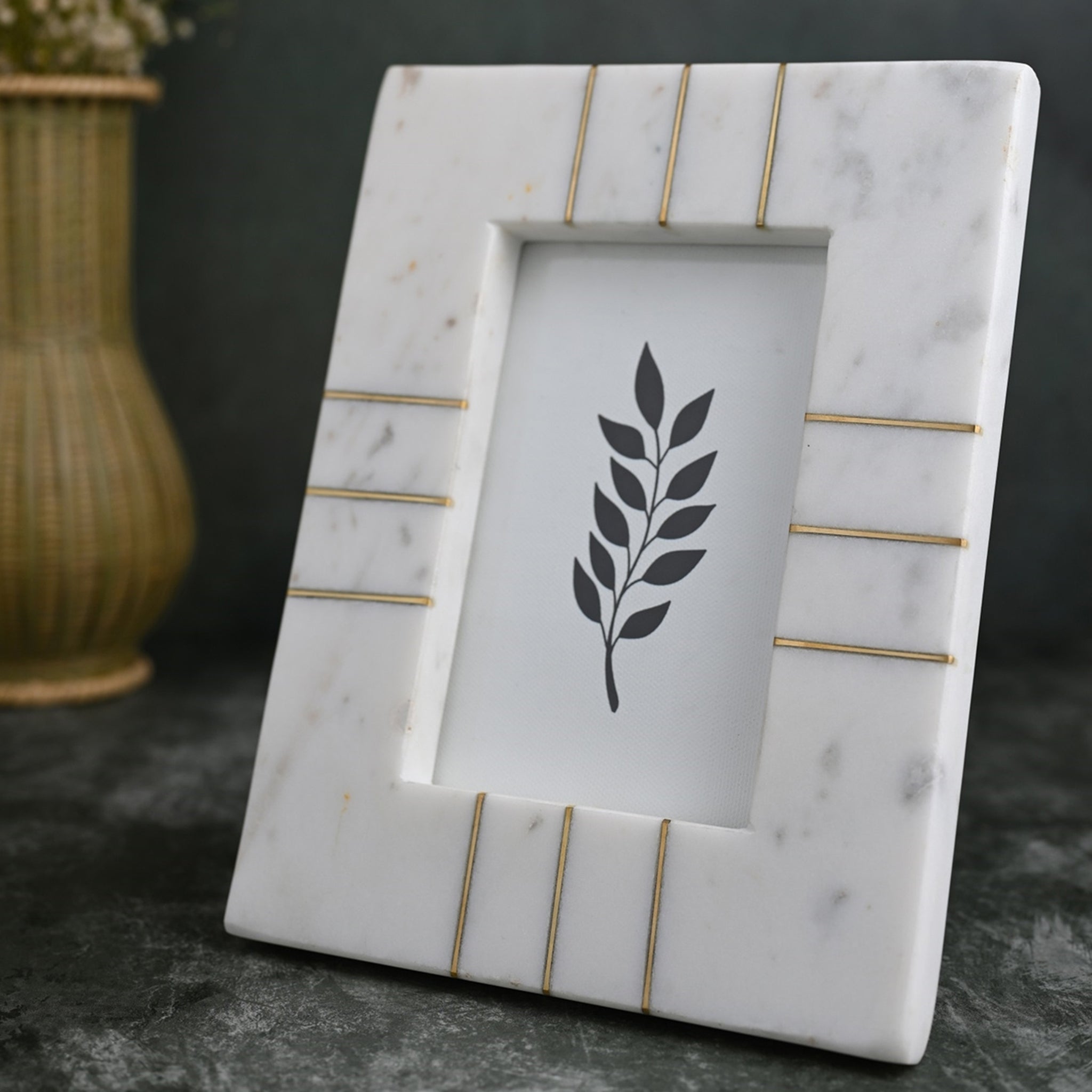 Zephyr Marble Frame - Wisteria