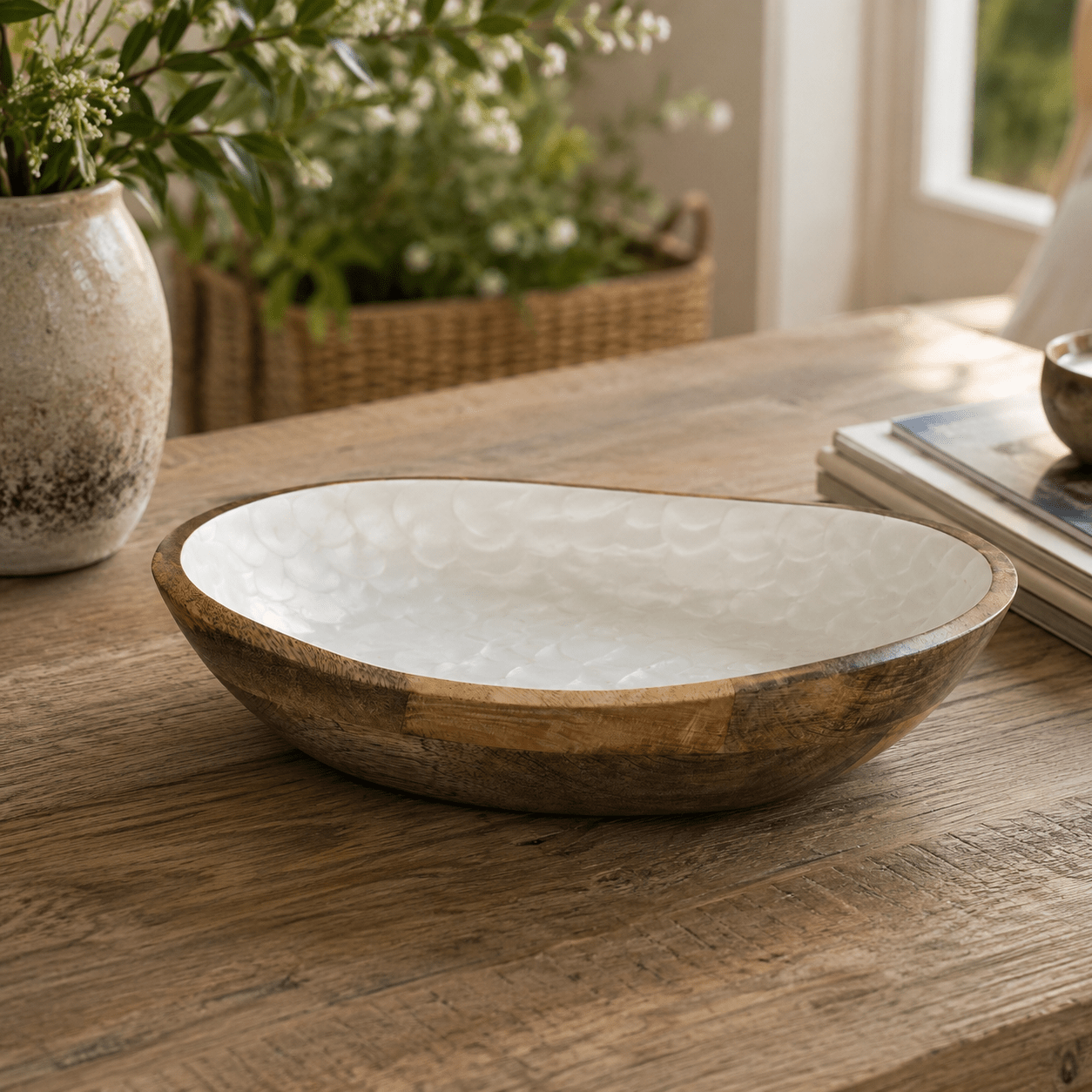 Zivena Pearl Bowl - Wisteria