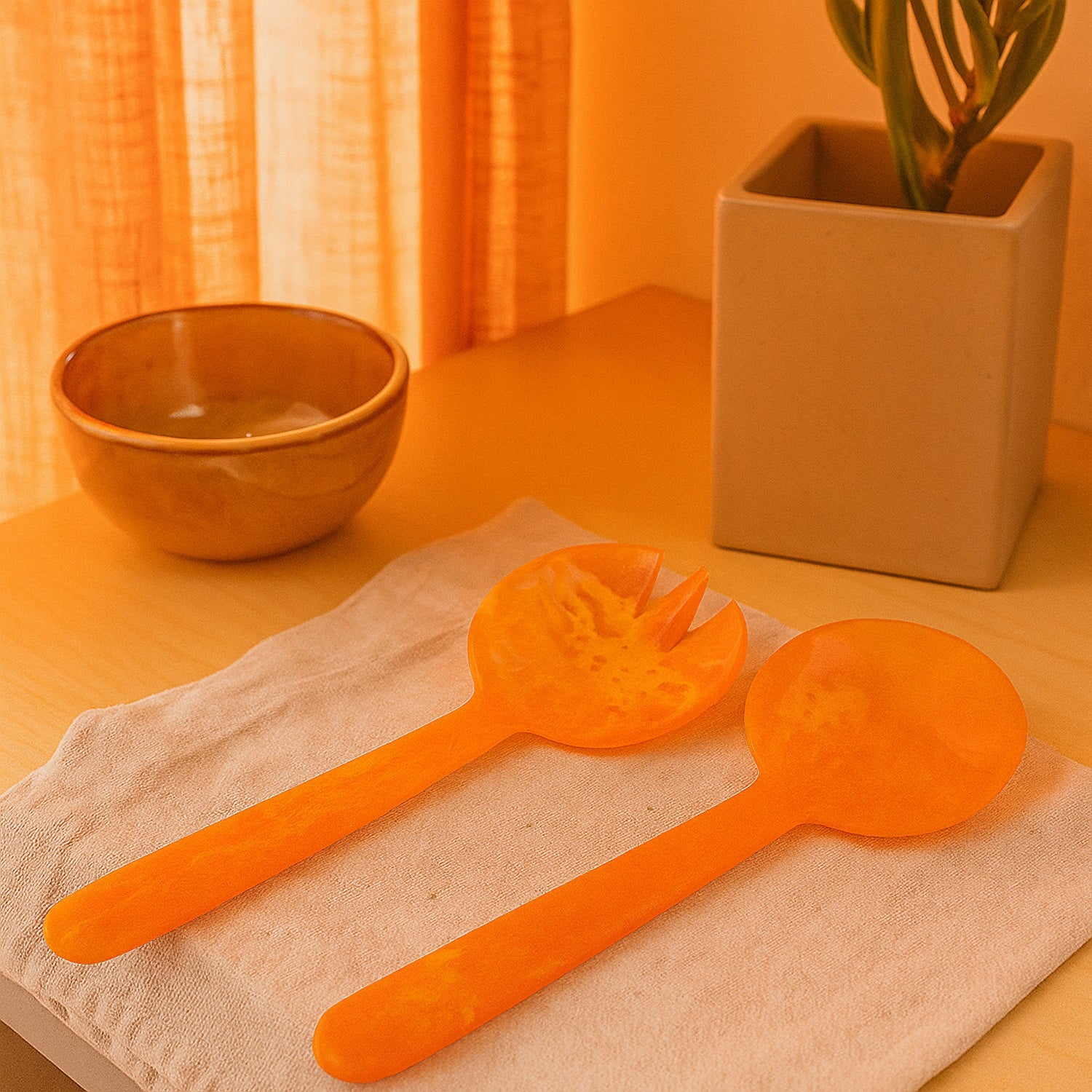 Ysolde Resin Server Set - Wisteria