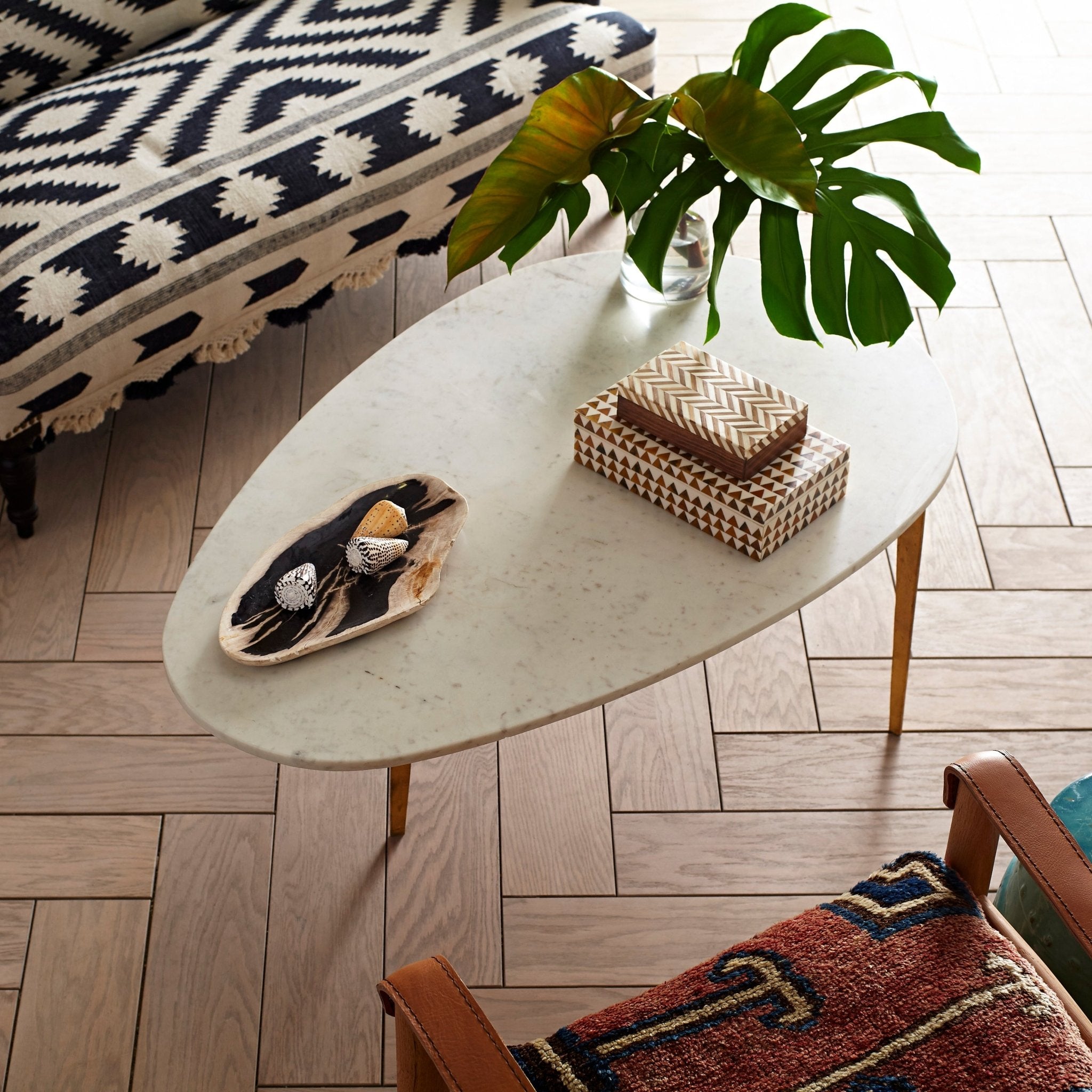 Mid - Century Modern Egg Coffee Table - Wisteria