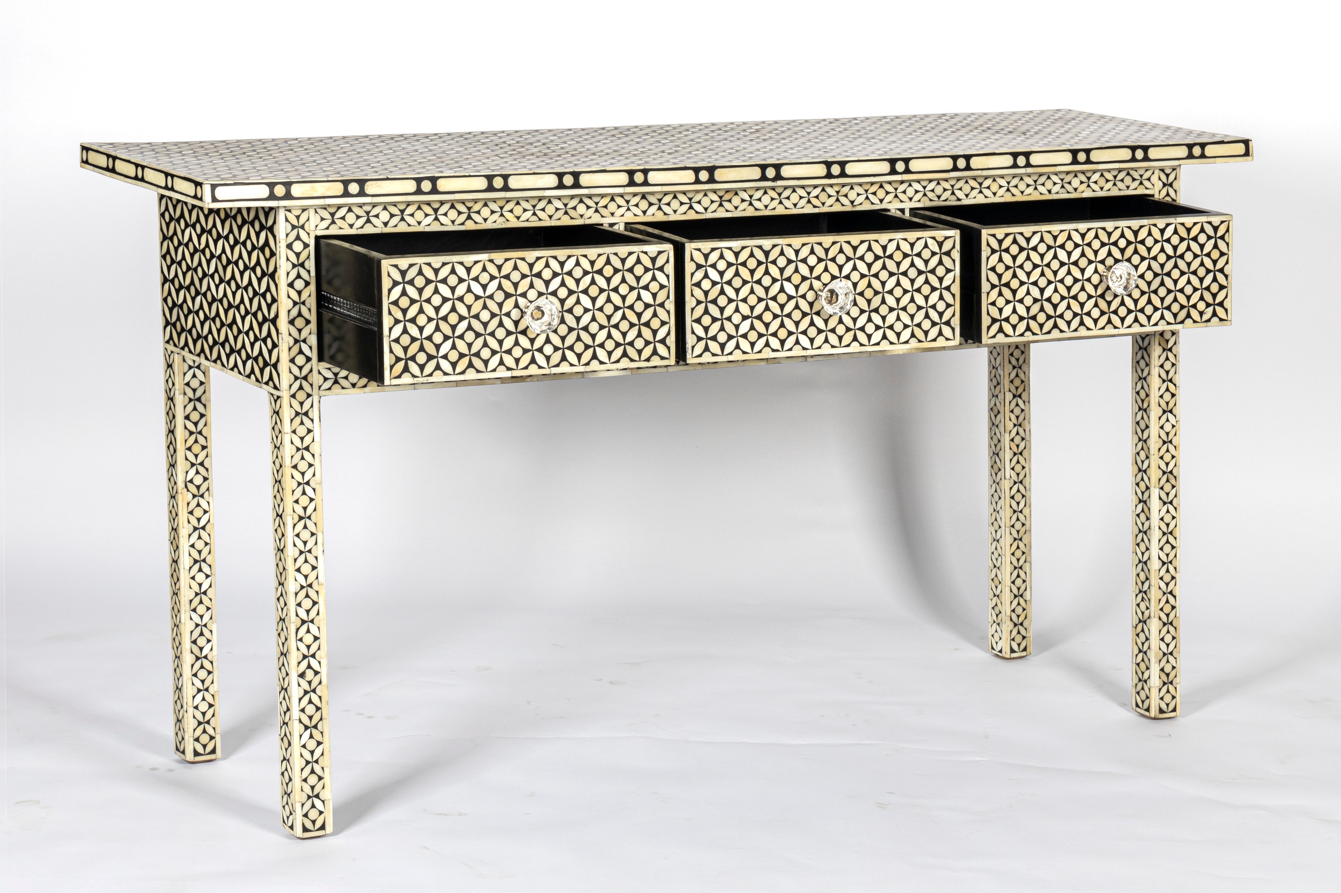 Amarante Inlay Console