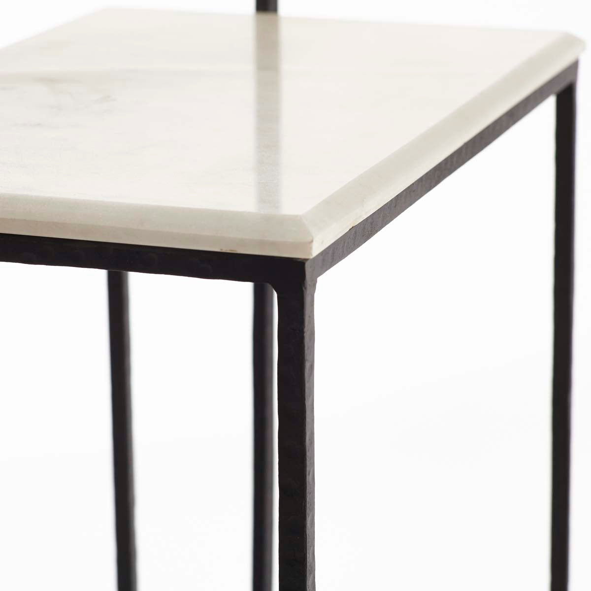 Marble Nesting Side Tables – White marble surface, natural veining, beveled edges.