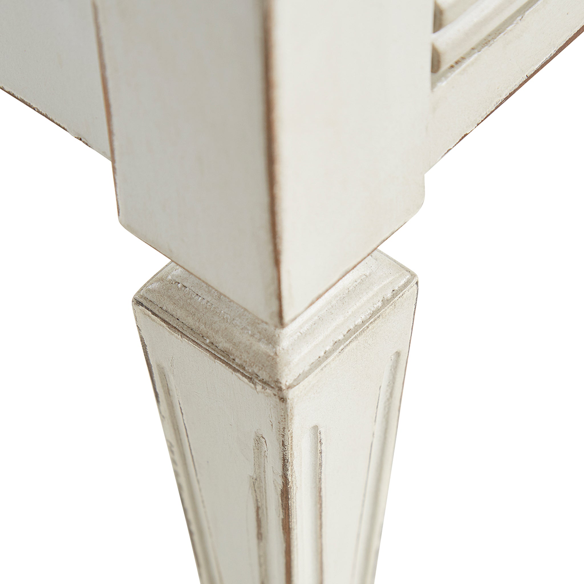 Cream Mahogany Cabinet with Ribbed Detailing