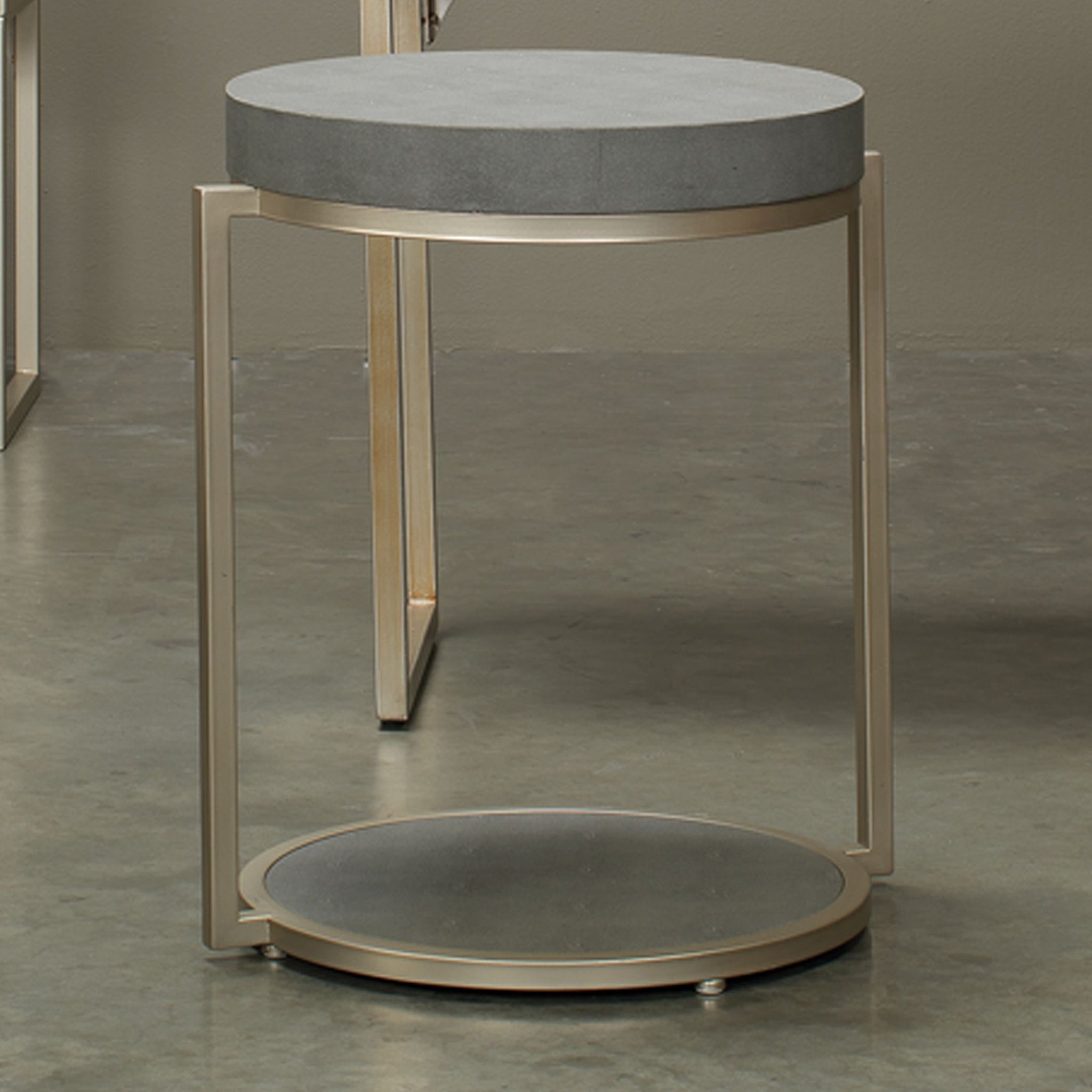 Gus Side Table